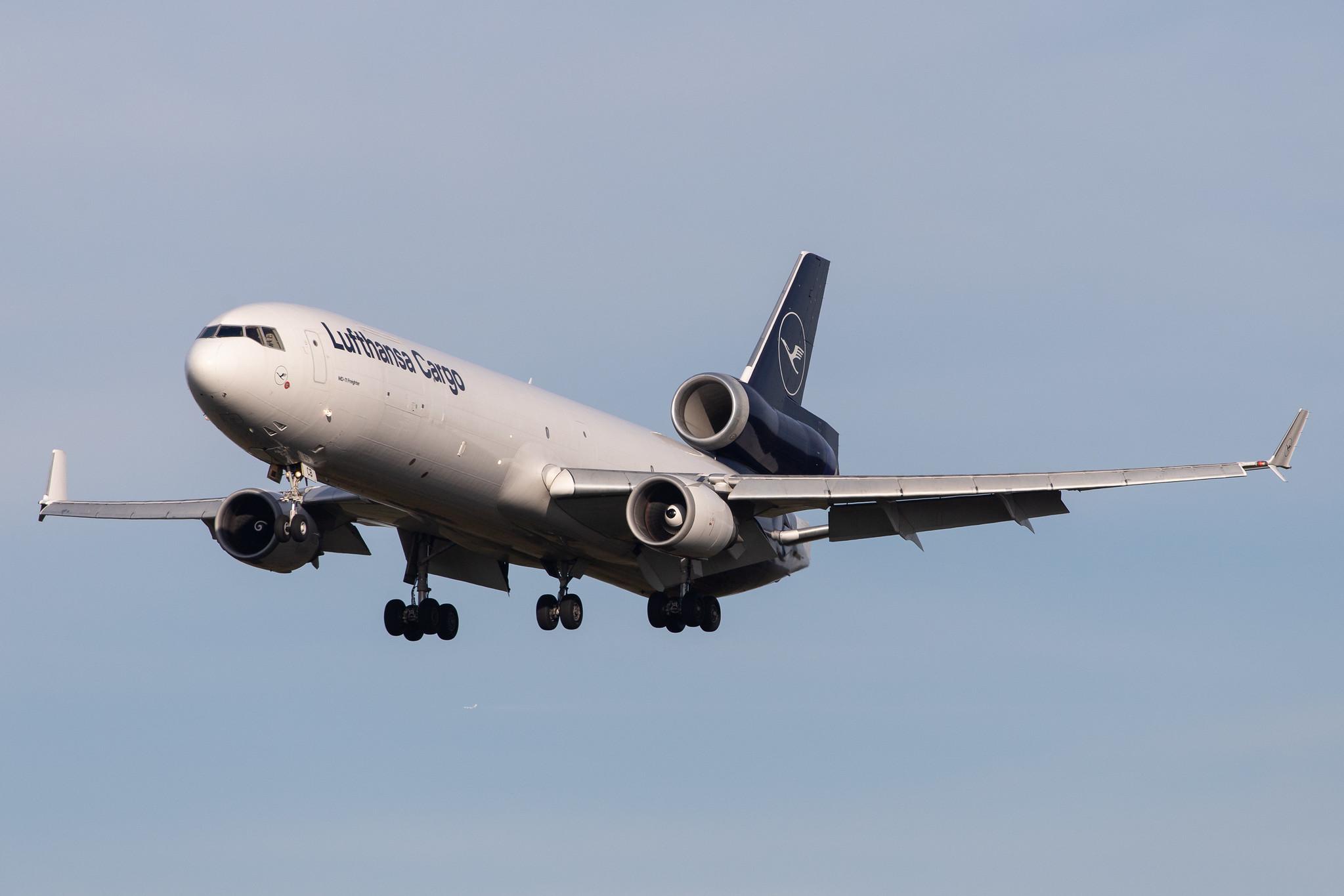 Frankfurt Airport: Lufthansa Cargo (/ GEC) |  McDonnell Douglas MD-11F MD11 | D-ALCB | MSN 48782