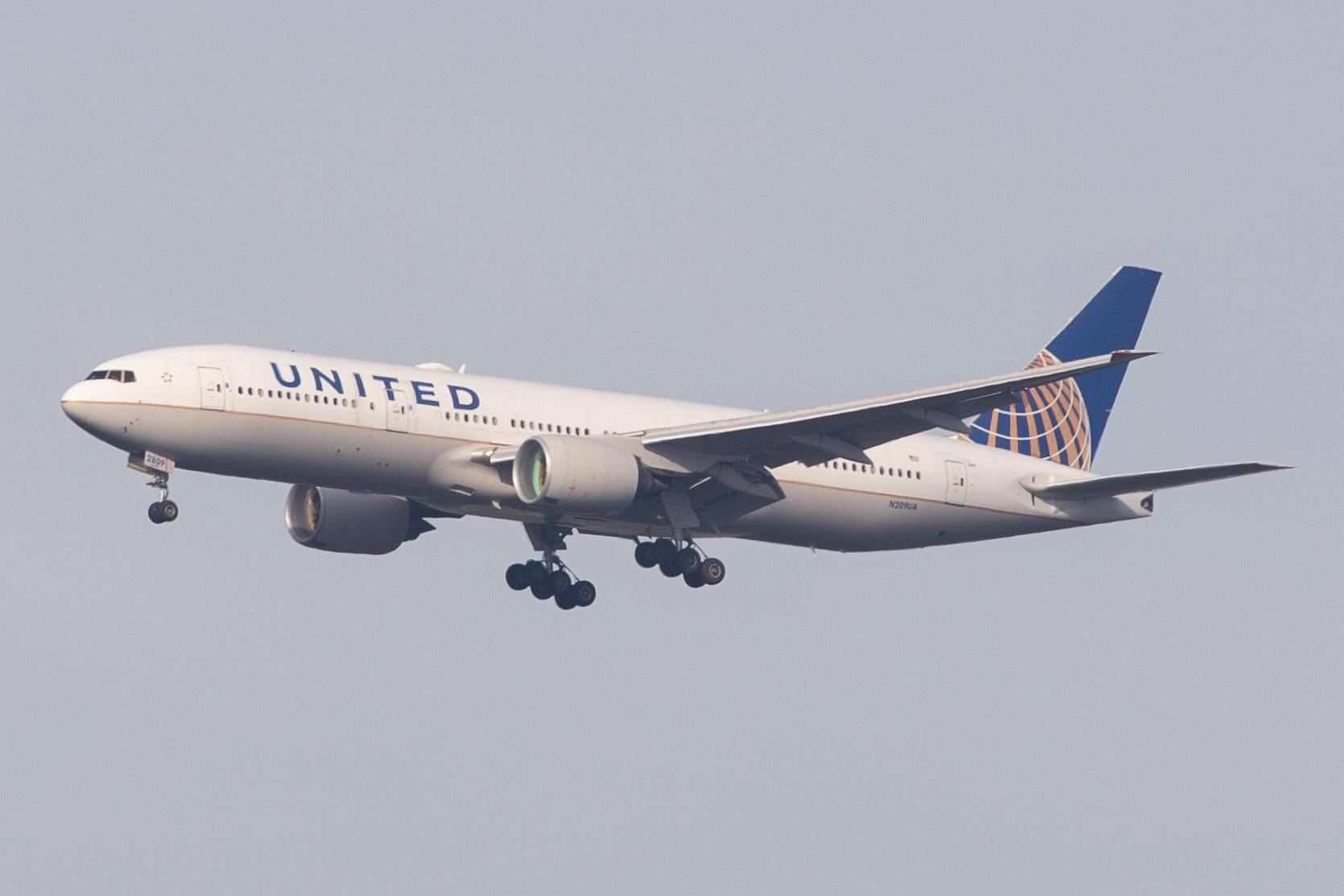 Frankfurt Airport: United Airlines (UA / UAL) |  Boeing 777-222(ER) B772 | N209UA | MSN 30215