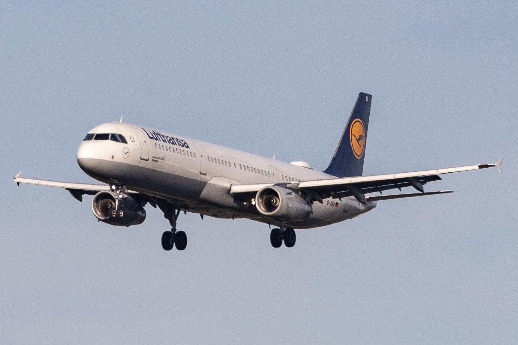 Frankfurt Airport: Lufthansa (LH / DLH) |  Airbus A321-231 A321 | D-AIDI | MSN 4753