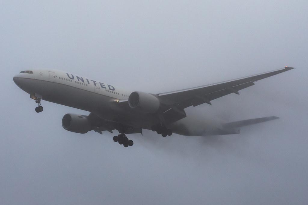 Frankfurt Airport: United Airlines (UA / UAL) |  Boeing 777-222(ER) B772 | N220UA | MSN 30223