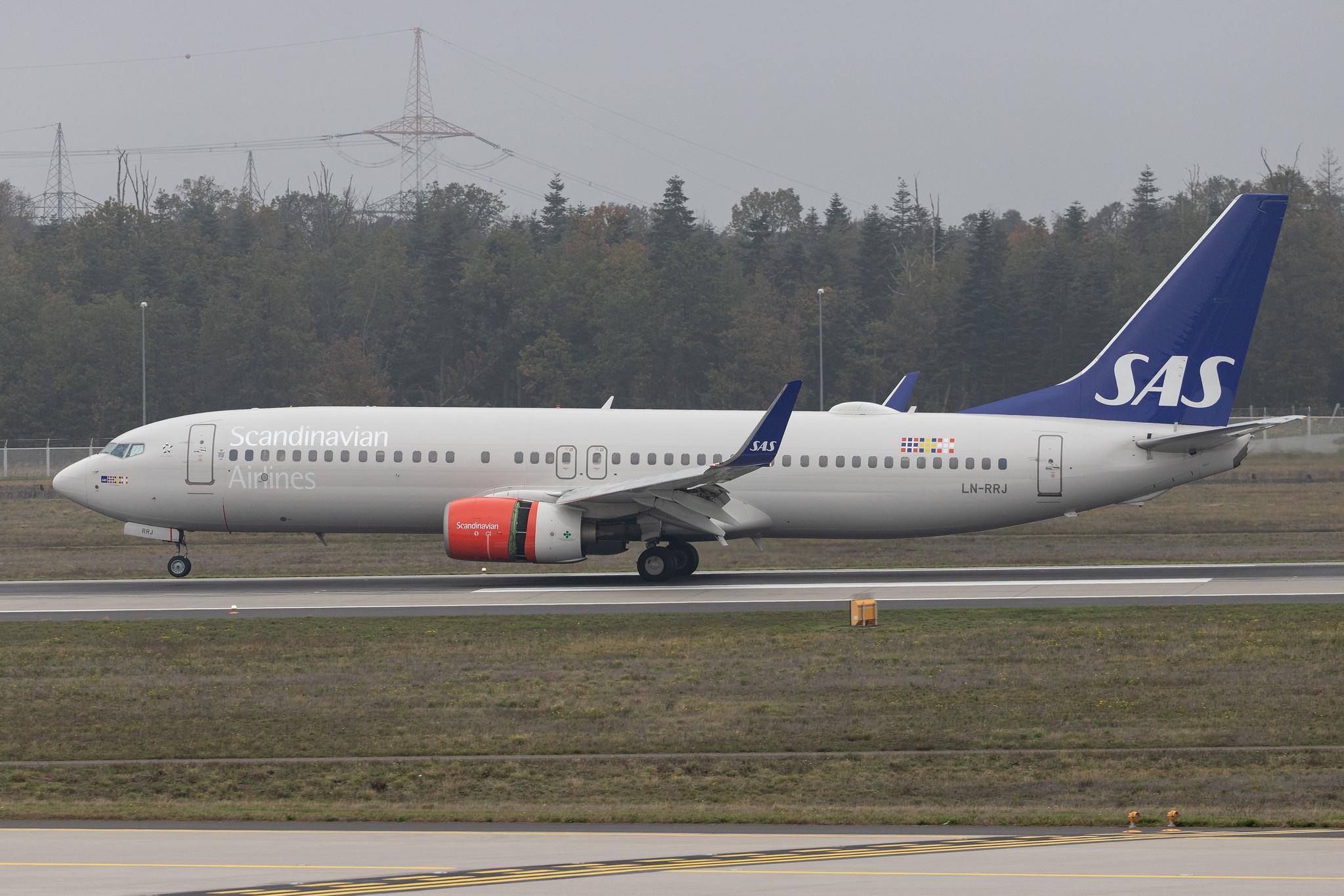 Frankfurt Airport: SAS (SK / SAS) |  Boeing 737-883 B738 | LN-RRJ | MSN 34547
