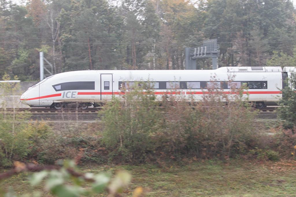 Frankfurt Airport: Deutsche Bahn ICE |