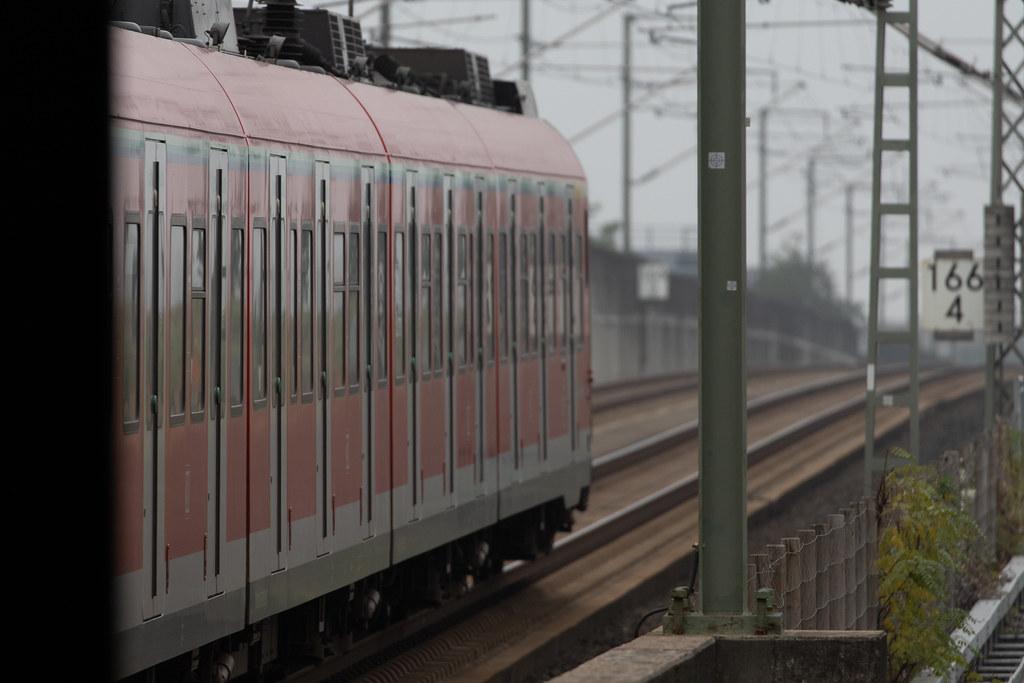 Frankfurt Airport: Deutsche Bahn S-Bahn BR 430 |