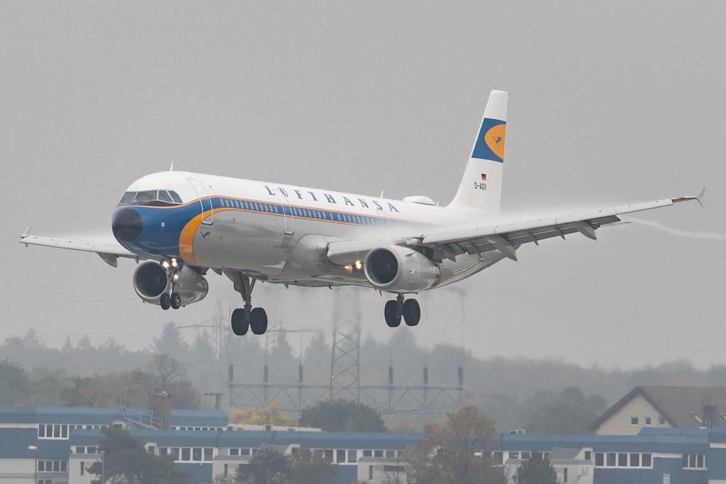 Frankfurt Airport: Lufthansa (LH / DLH) |  Livery: Retro livery |  Airbus A321-231 A321 | D-AIDV | MSN 5413