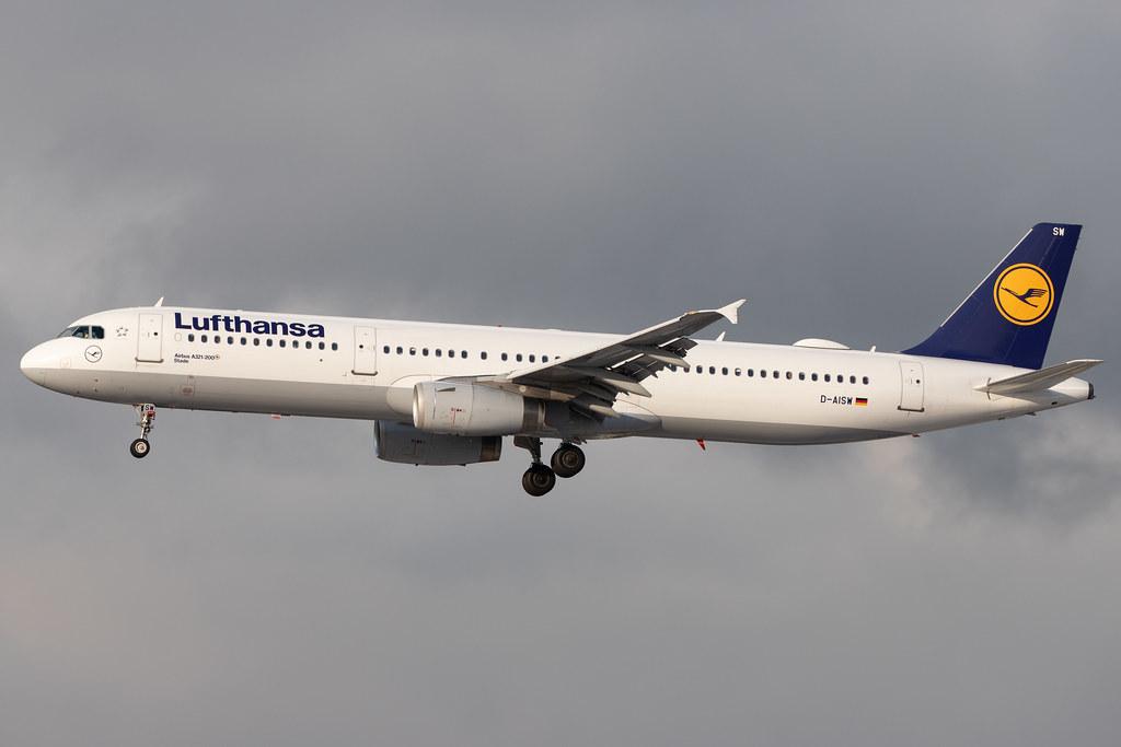 Hamburg Airport: Lufthansa (LH / DLH) |  Airbus A321-231 A321 | D-AISW | MSN 4054