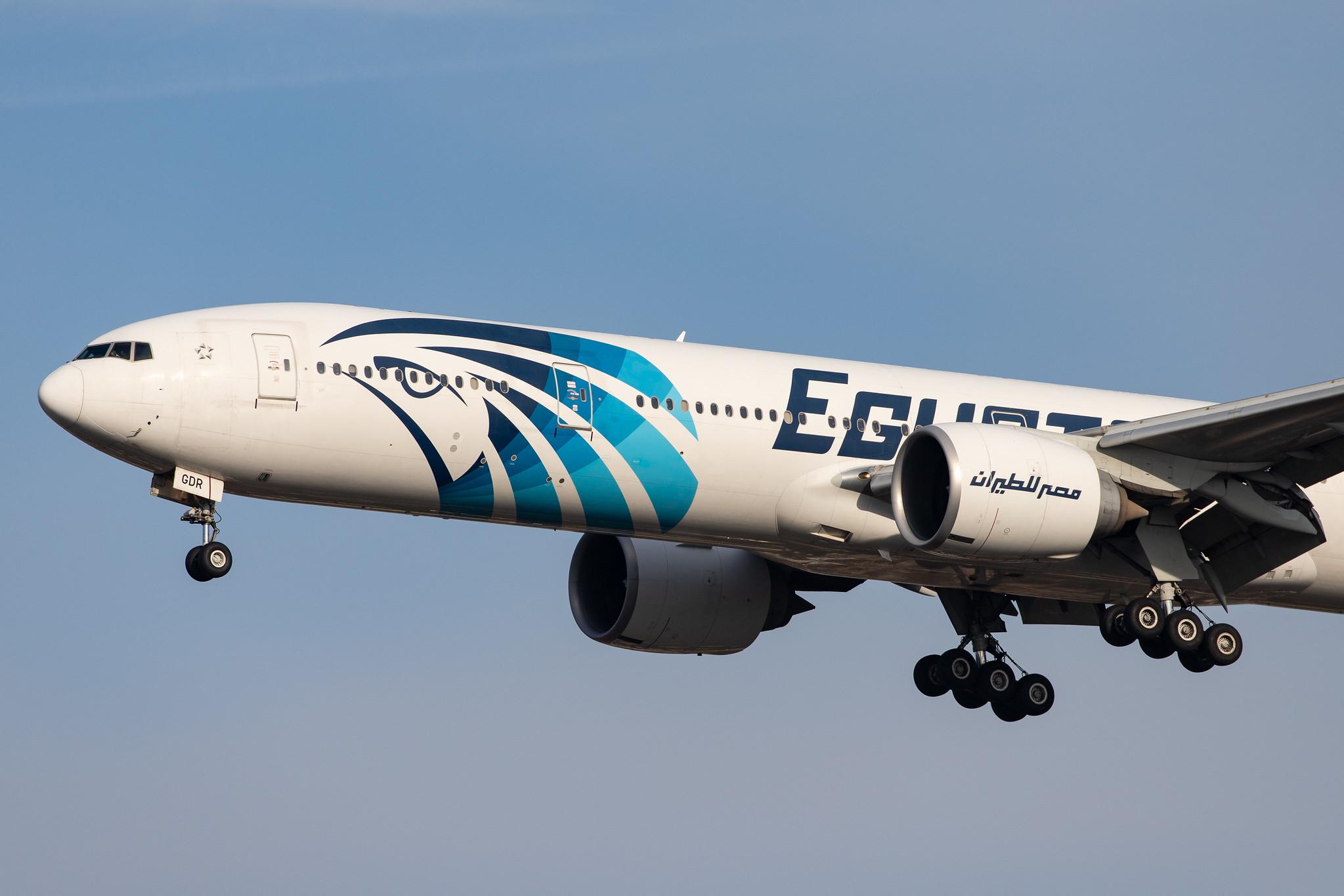 London Heathrow Airport: EgyptAir (MS / MSR) |  Boeing 777-36N(ER) B77W | SU-GDR | MSN 38291