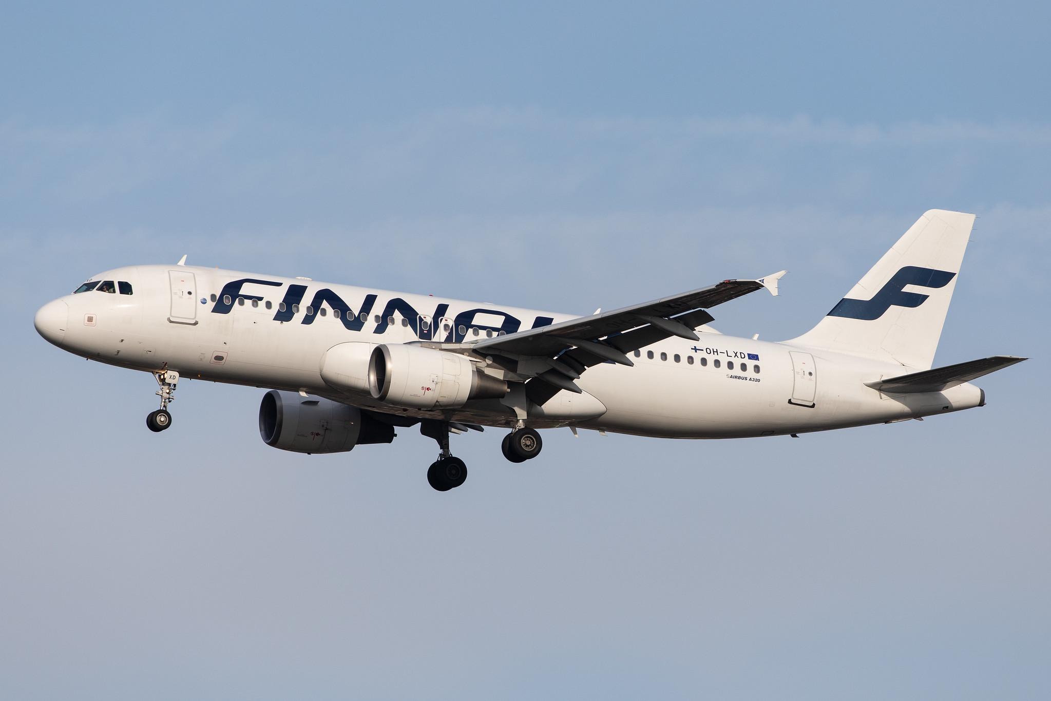 London Heathrow Airport: Finnair (AY / FIN) |  Airbus A320-214 A320 | OH-LXD | MSN 1588