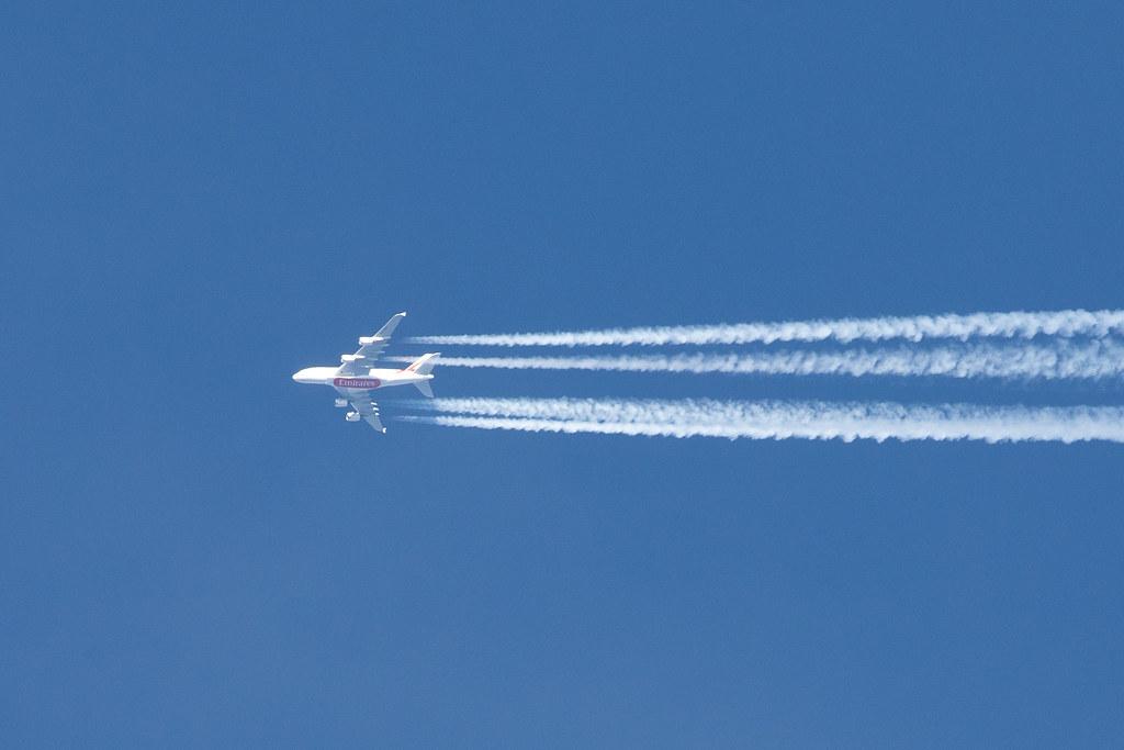 London Heathrow Airport: Emirates Airbus A388 |