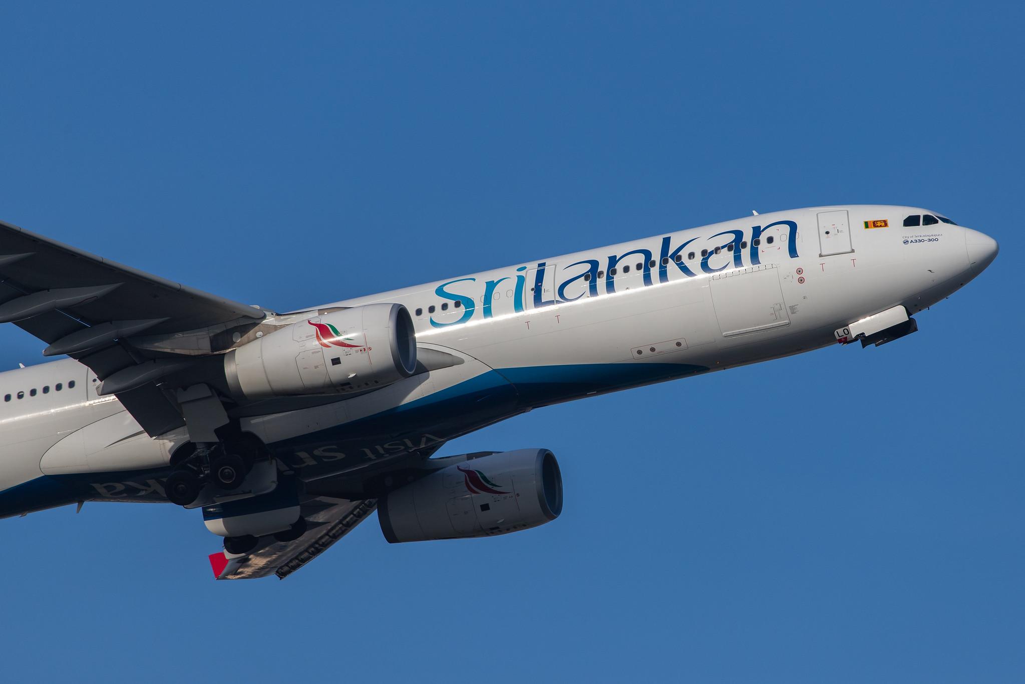 London Heathrow Airport: SriLankan Airlines (UL / ALK) |  Airbus A330-343 A333 | 4R-ALO | MSN 1650