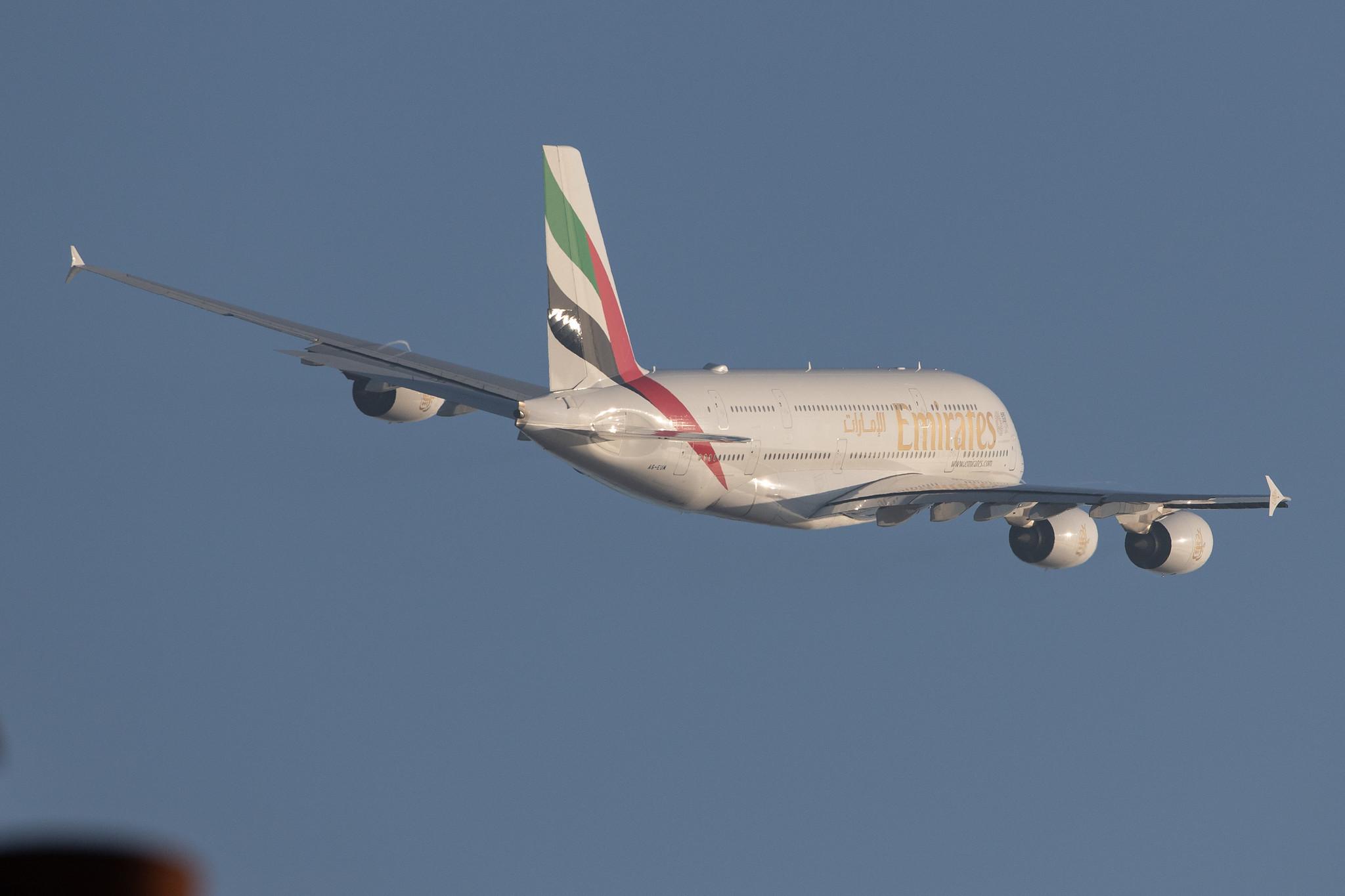 London Heathrow Airport: Emirates (EK / UAE) |  Airbus A380-842 A388 | A6-EUM | MSN 225