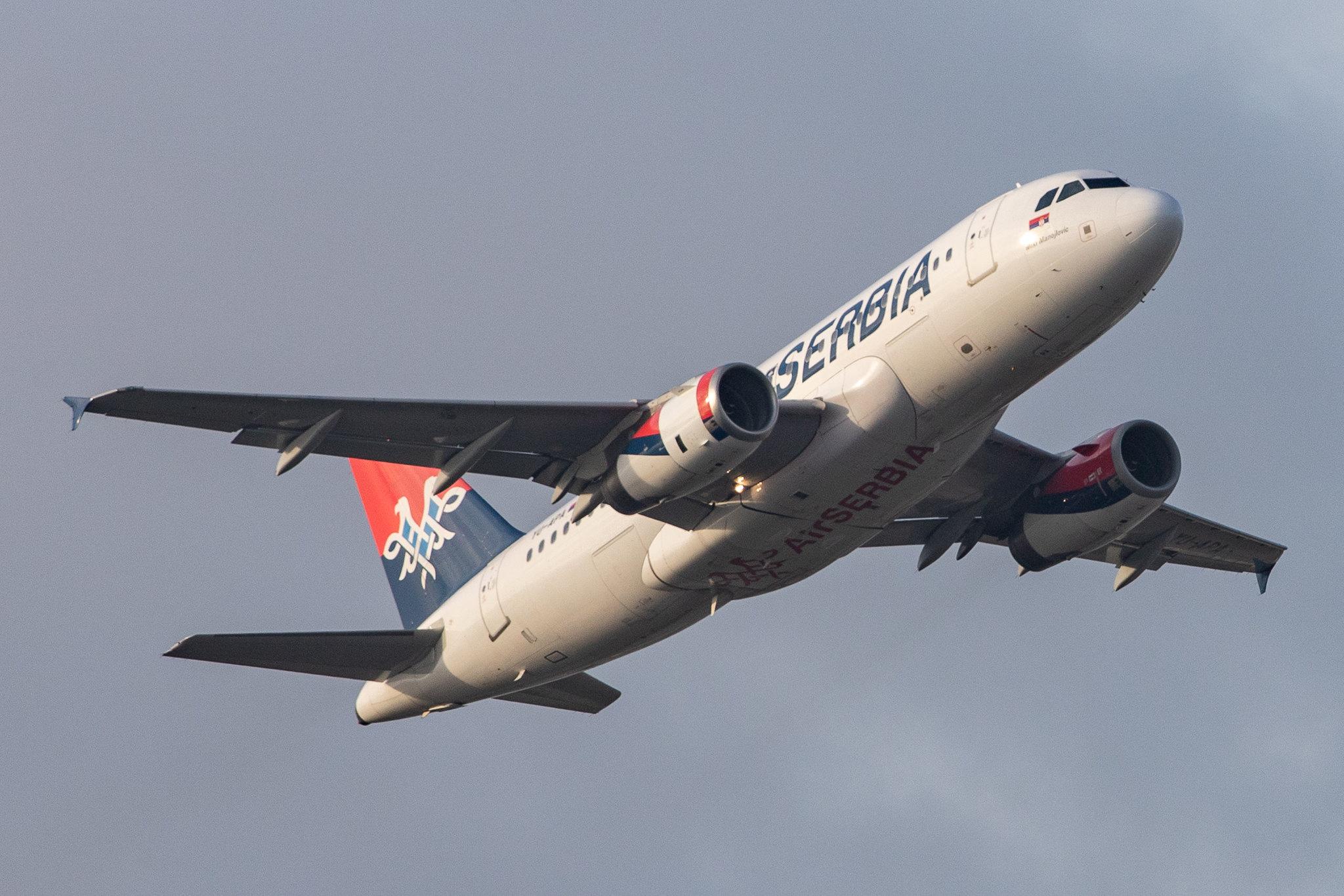 London Heathrow Airport: AirSERBIA (JU / ASL) |  Airbus A319-132 A319 | YU-APA | MSN 2277