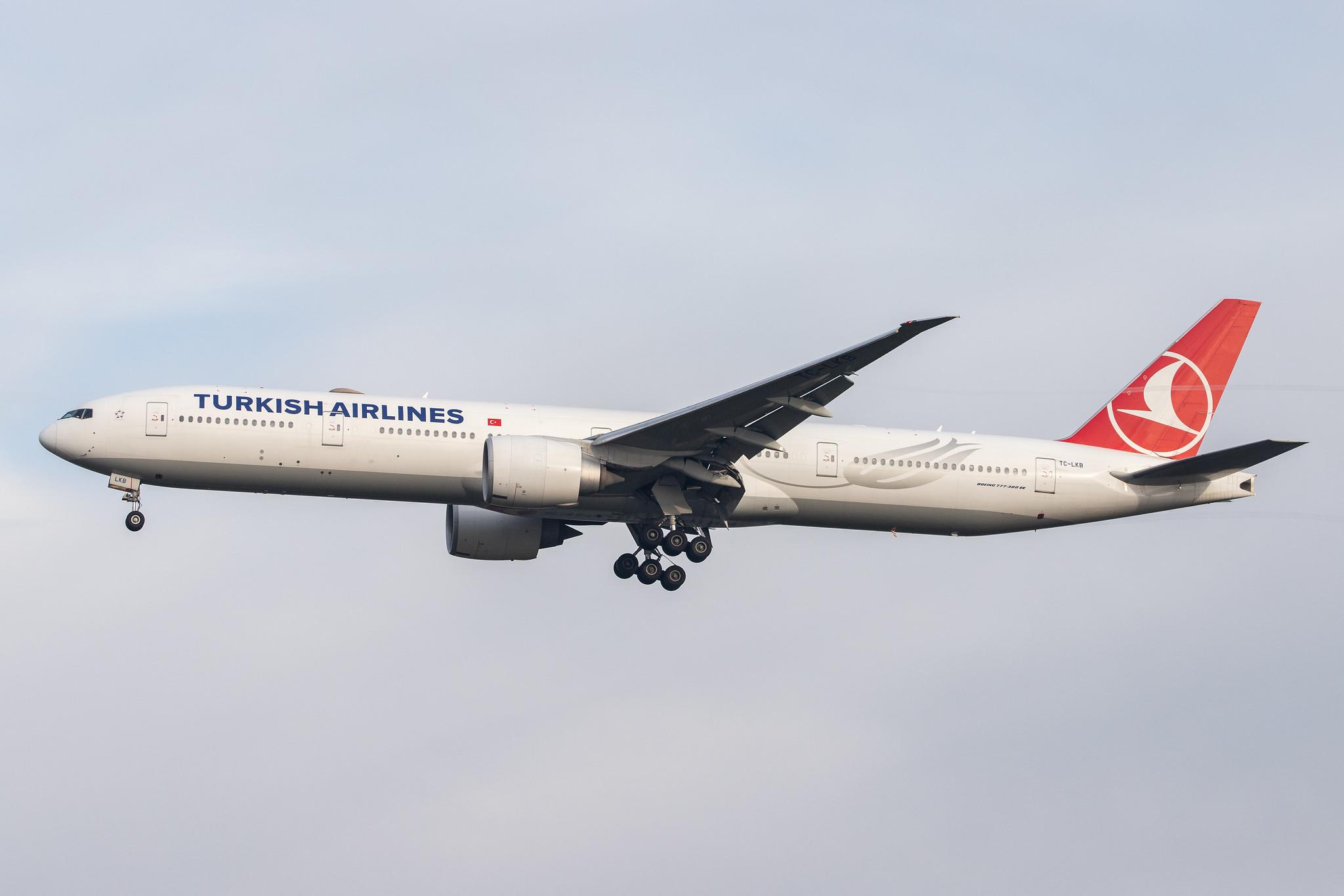 London Heathrow Airport: Turkish Airlines (TK / THY) |  Boeing 777-36N(ER) B77W | TC-LKB | MSN 41819