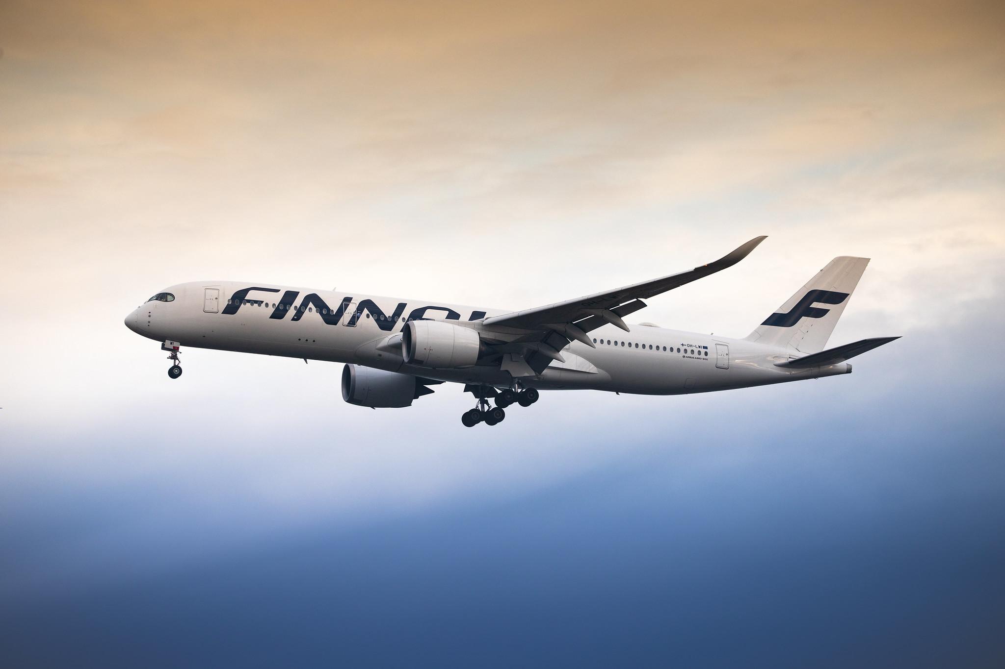 London Heathrow Airport: Finnair (AY / FIN) |  Airbus A350-941 A359 | OH-LWI | MSN 104