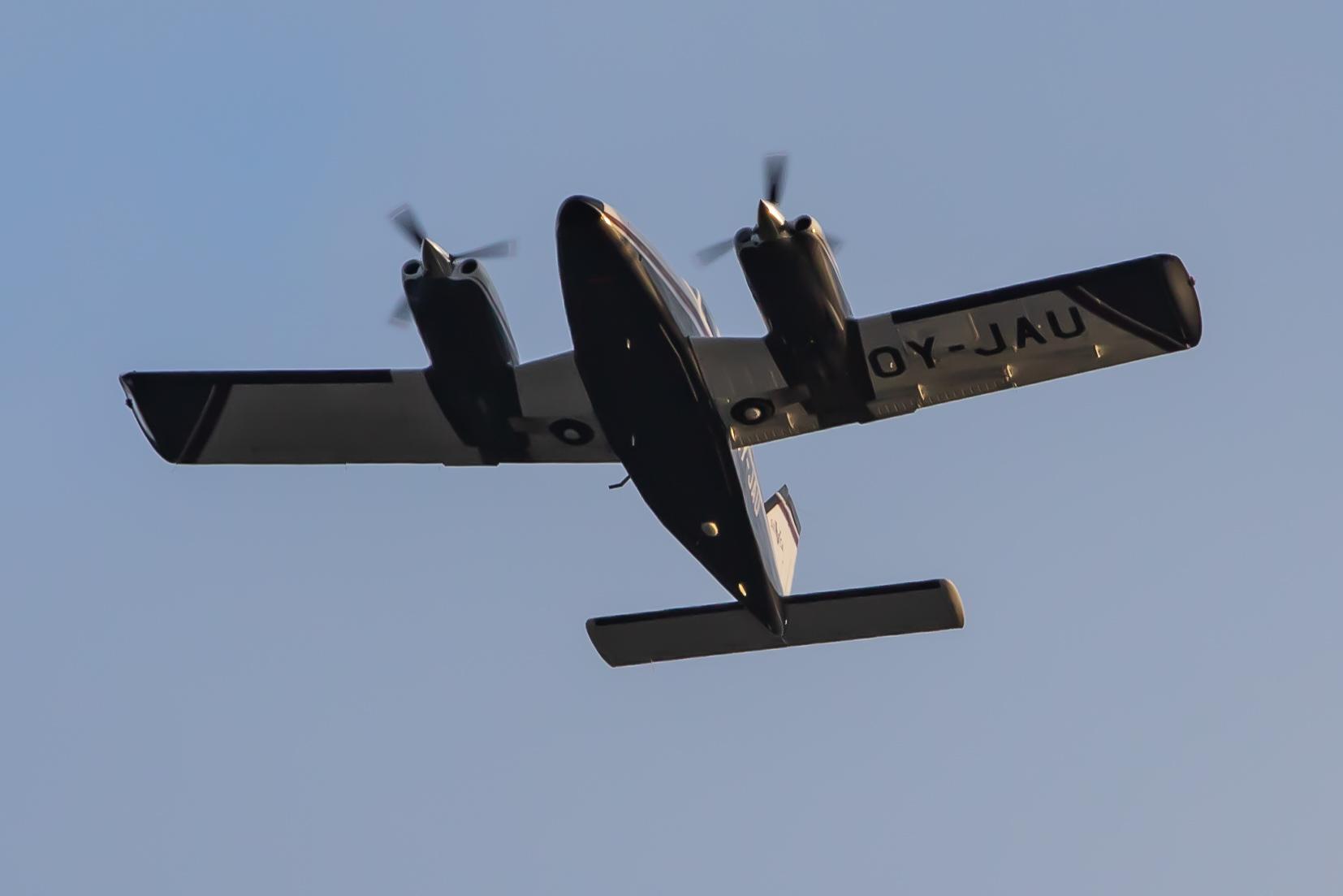 Hamburg Airport: Private Owner |  Piper PA-34-220T Seneca V PA34 | OY-JAU | MSN 3449136