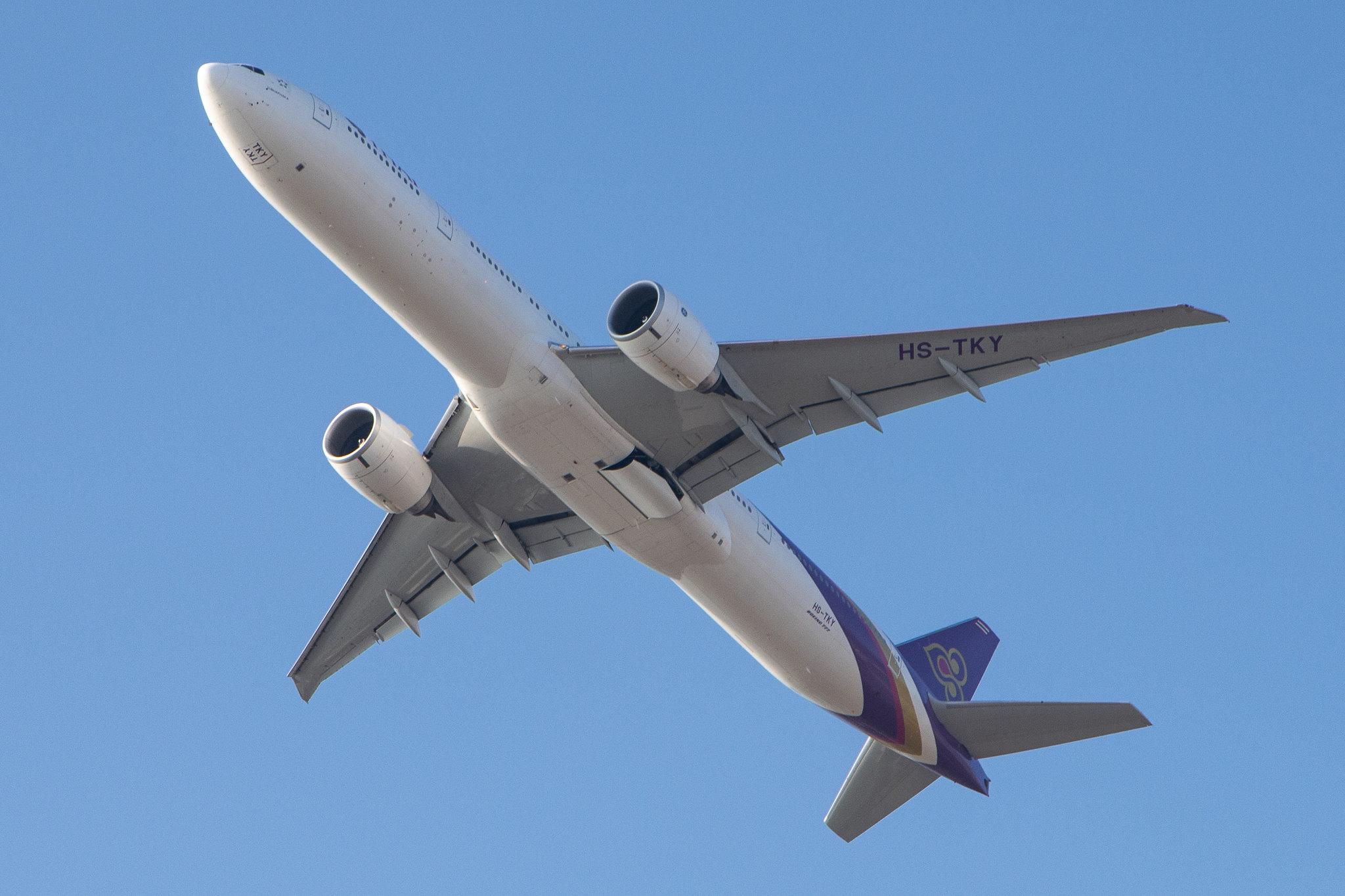 Flughafen Zürich: Thai Airways (TG / THA) |  Boeing 777-3D7(ER) B77W | HS-TKY | MSN 42114