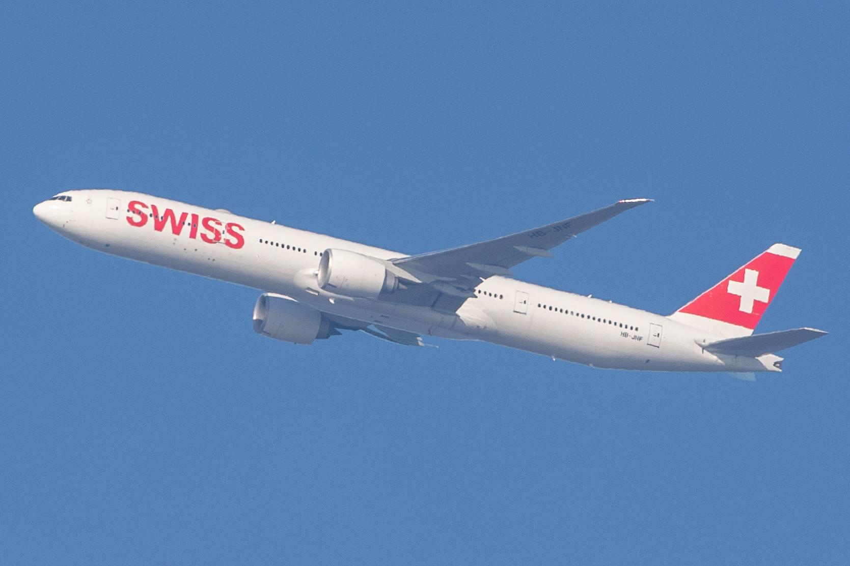 Flughafen Zürich: Swiss (LX / SWR) |  Boeing 777-3DE(ER) B77W | HB-JNF | MSN 44587