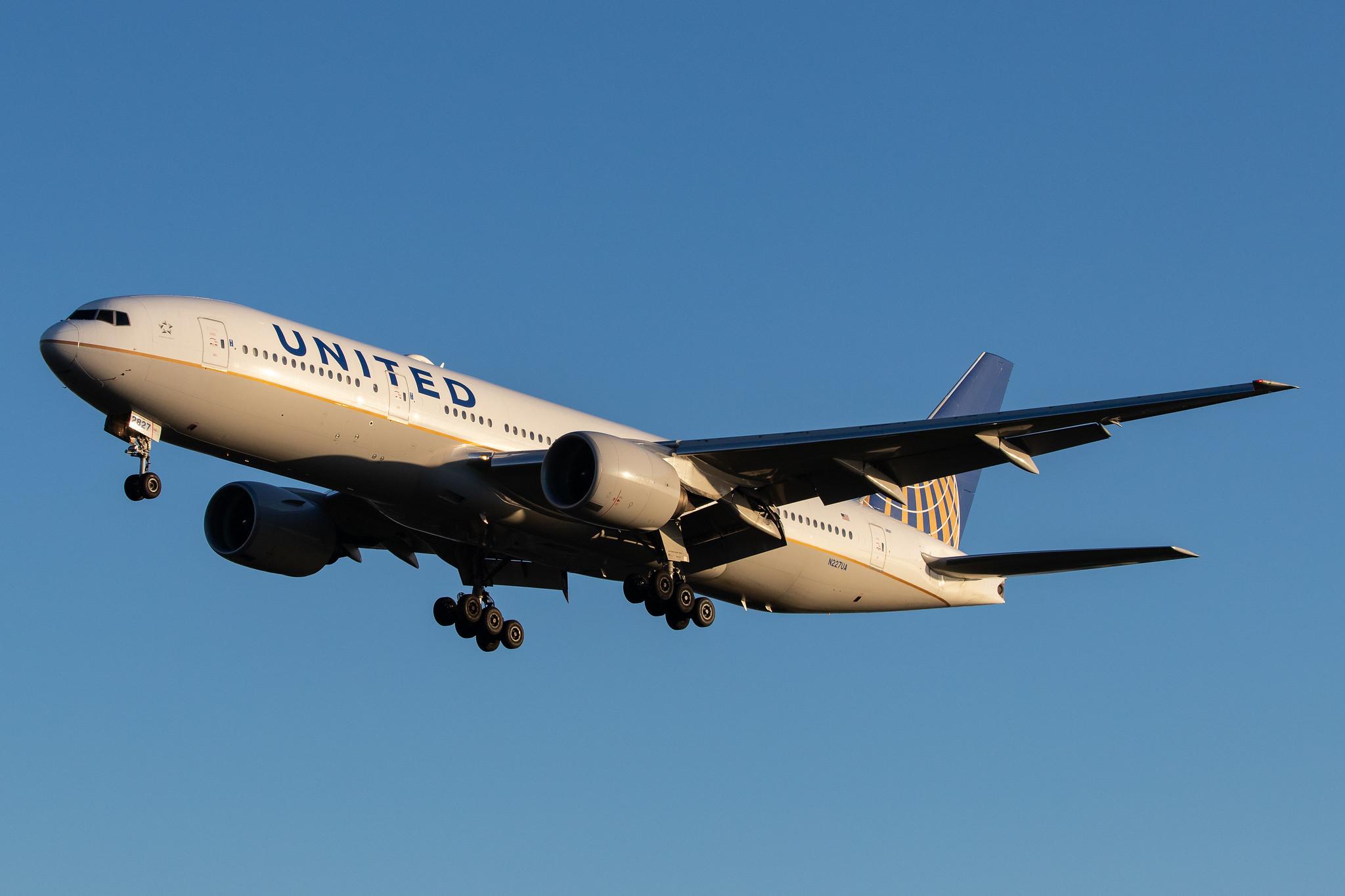 London Heathrow Airport: United Airlines (UA / UAL) |  Boeing 777-222(ER) B772 | N227UA | MSN 30555