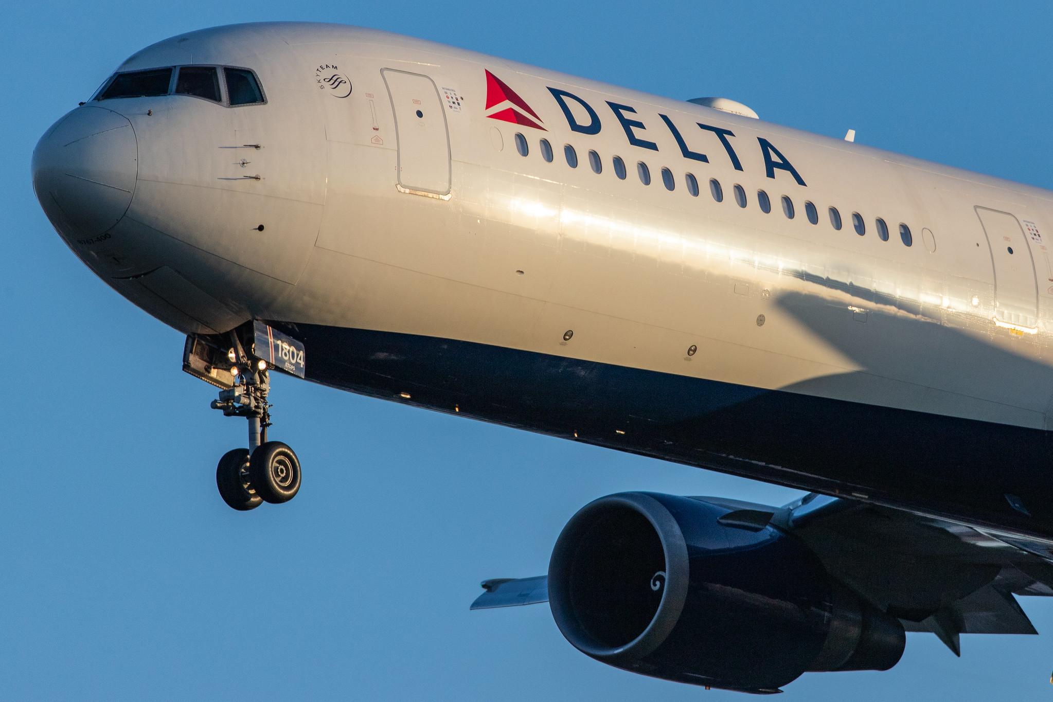 London Heathrow Airport: Delta Air Lines (DL / DAL) |  Boeing 767-432(ER) B764 | N828MH | MSN 29699