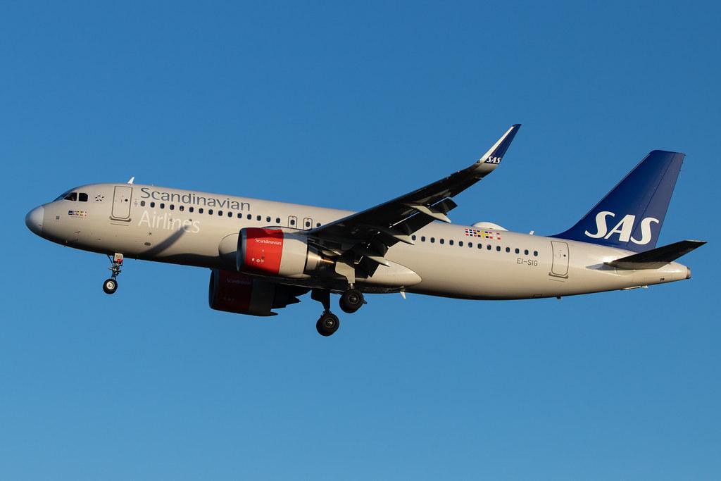 London Heathrow Airport: SAS (SK / SAS) | Operator: SAS Ireland |  Airbus A320-251N A20N | EI-SIG | MSN 8333