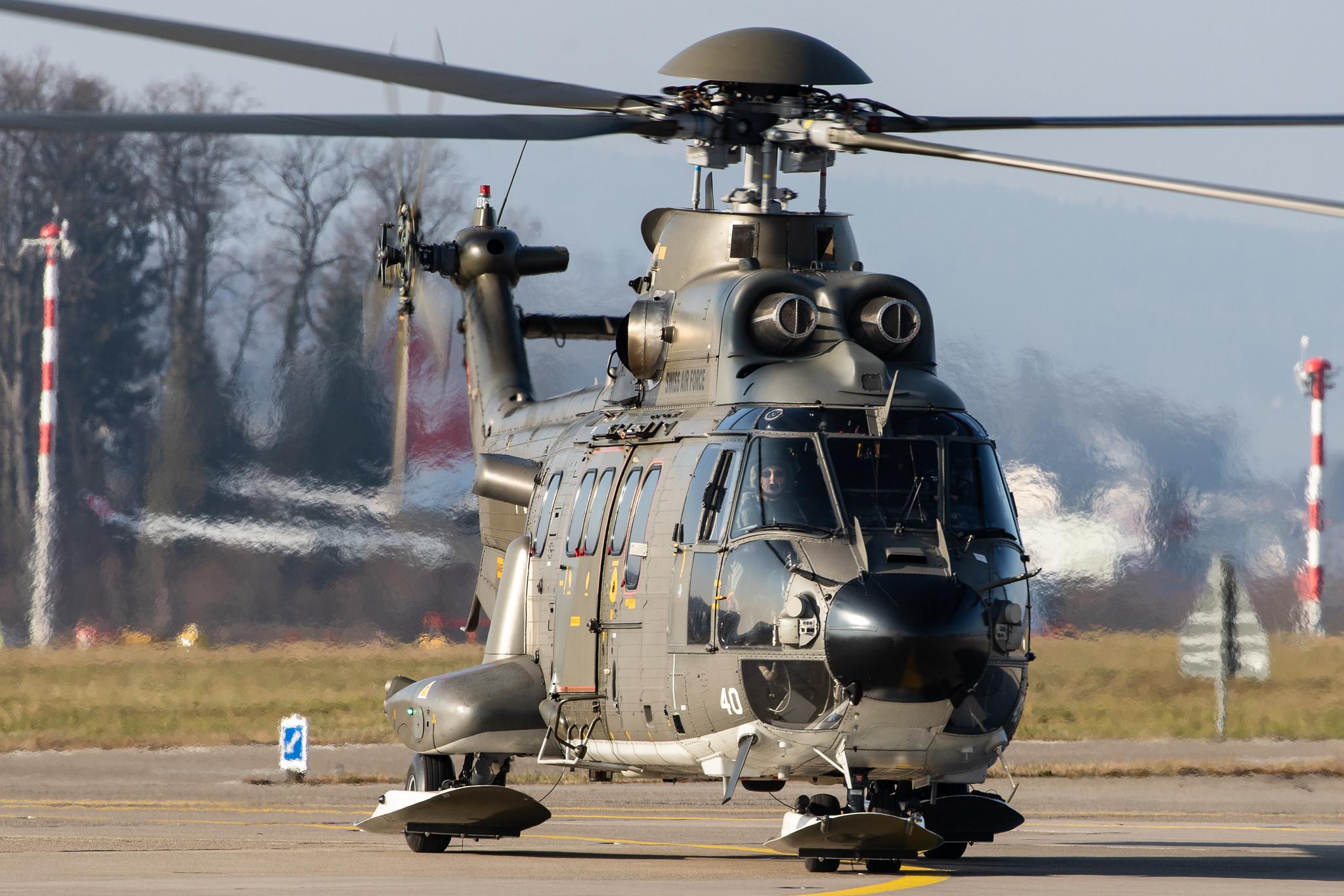 Flughafen Zürich: Swiss Air Force |  Eurocopter AS-532UL Cougar AS32 | T-340 | MSN 2554