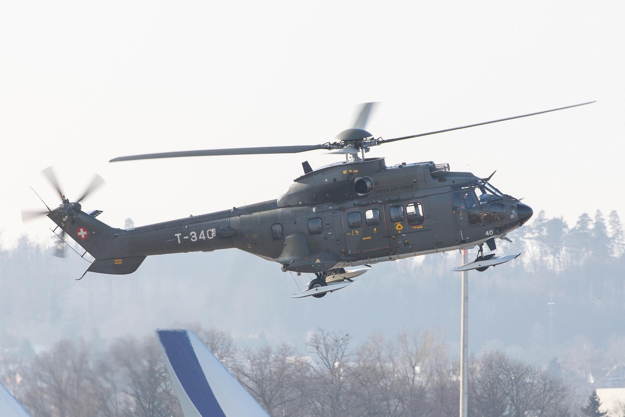 Flughafen Zürich: Swiss Air Force |  Eurocopter AS-532UL Cougar AS32 | T-340 | MSN 2554