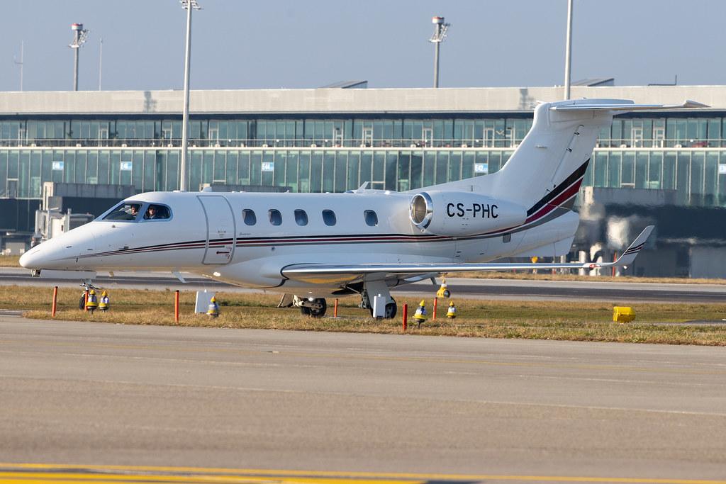 Flughafen Zürich: Netjets Europe (/ NJE) | Operator: NetJets |  Embraer Phenom 300 E55P | CS-PHC | MSN 50500214