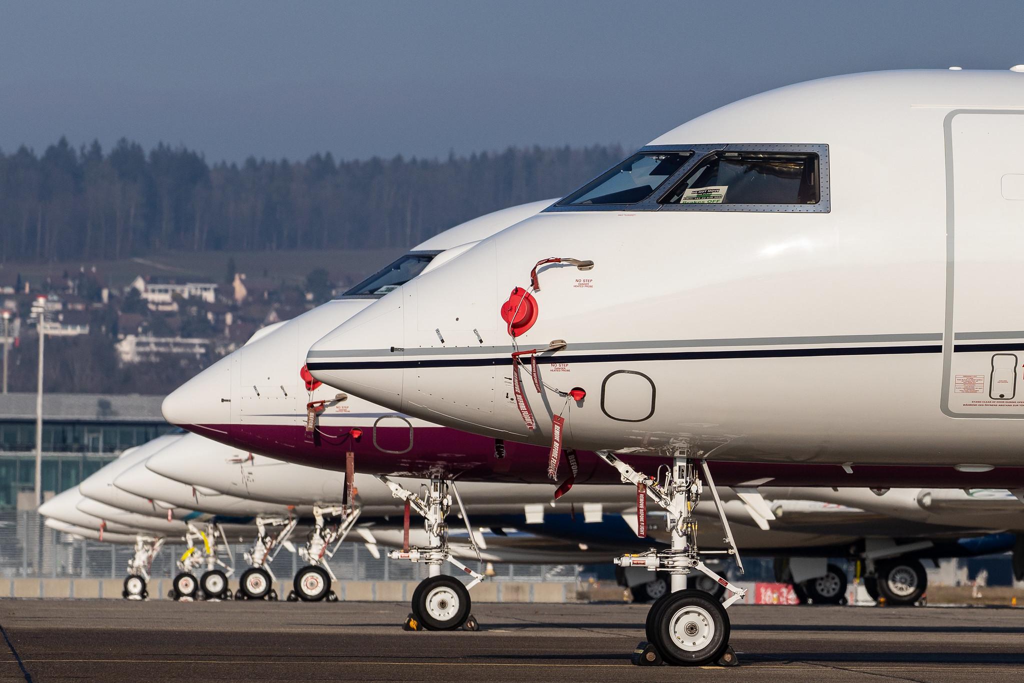 Flughafen Zürich: Global Jet Austria |  Bombardier Global 6000 GLEX | OE-LMA | MSN 9792