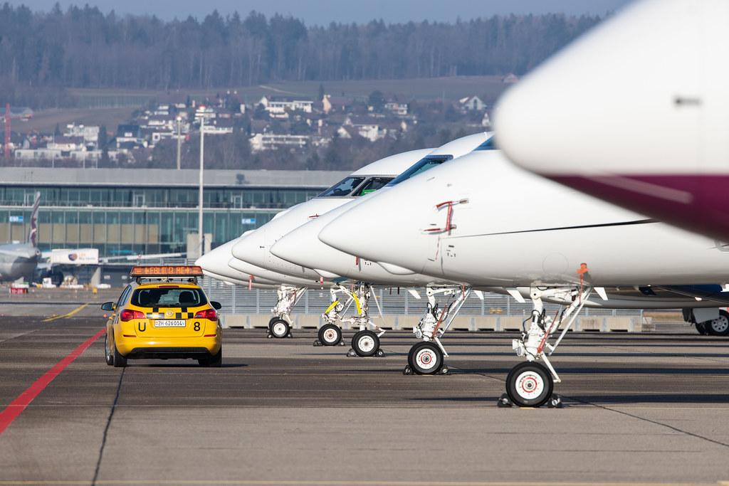 Flughafen Zürich: Vorfeld/Apron |