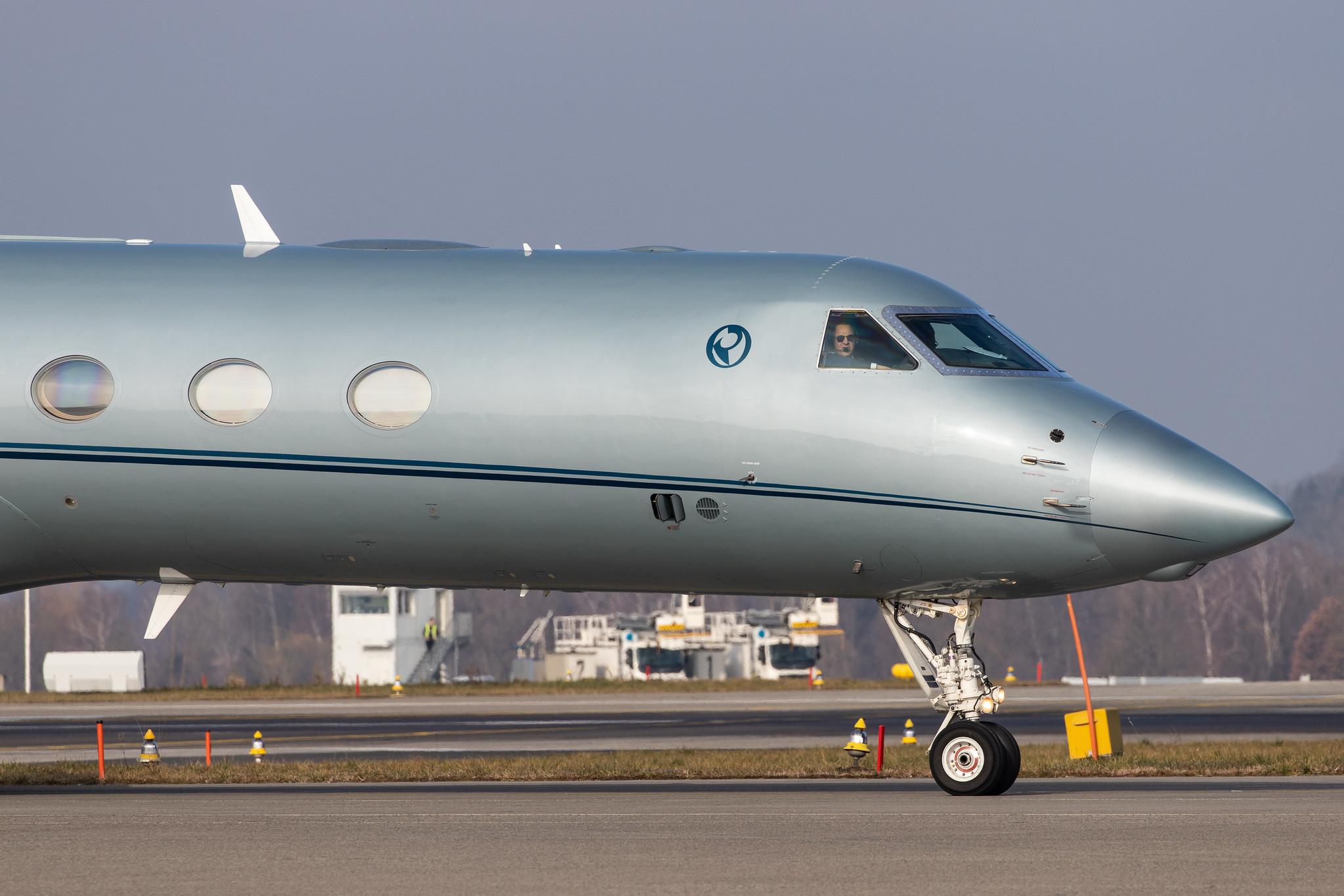 Flughafen Zürich: Private Owner |  Gulfstream G550 GLF5 | T7-GLF | MSN 5252