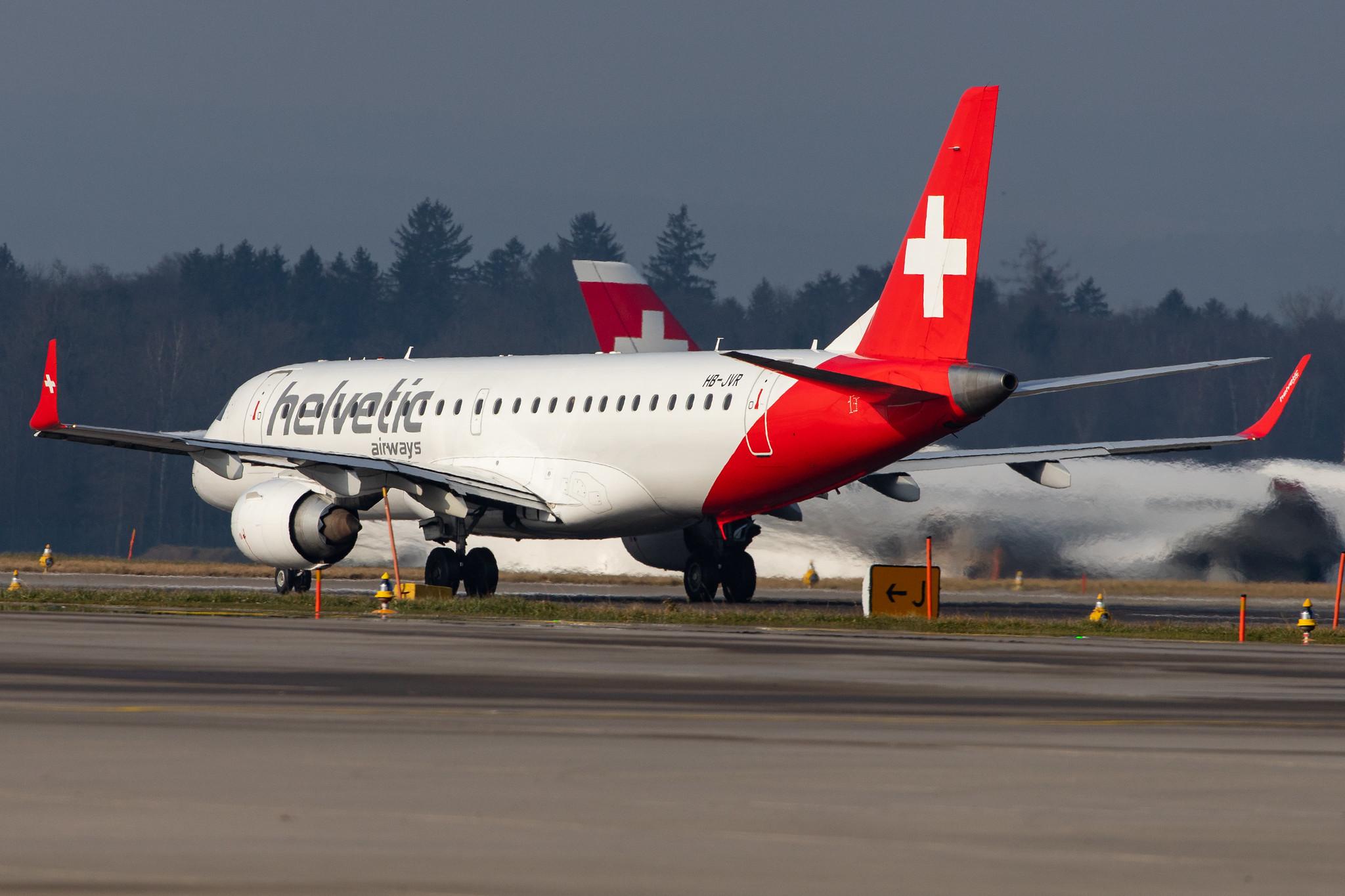 Flughafen Zürich: Helvetic Airways (2L / OAW) |  Embraer E190LR E190 | HB-JVR | MSN 19000435