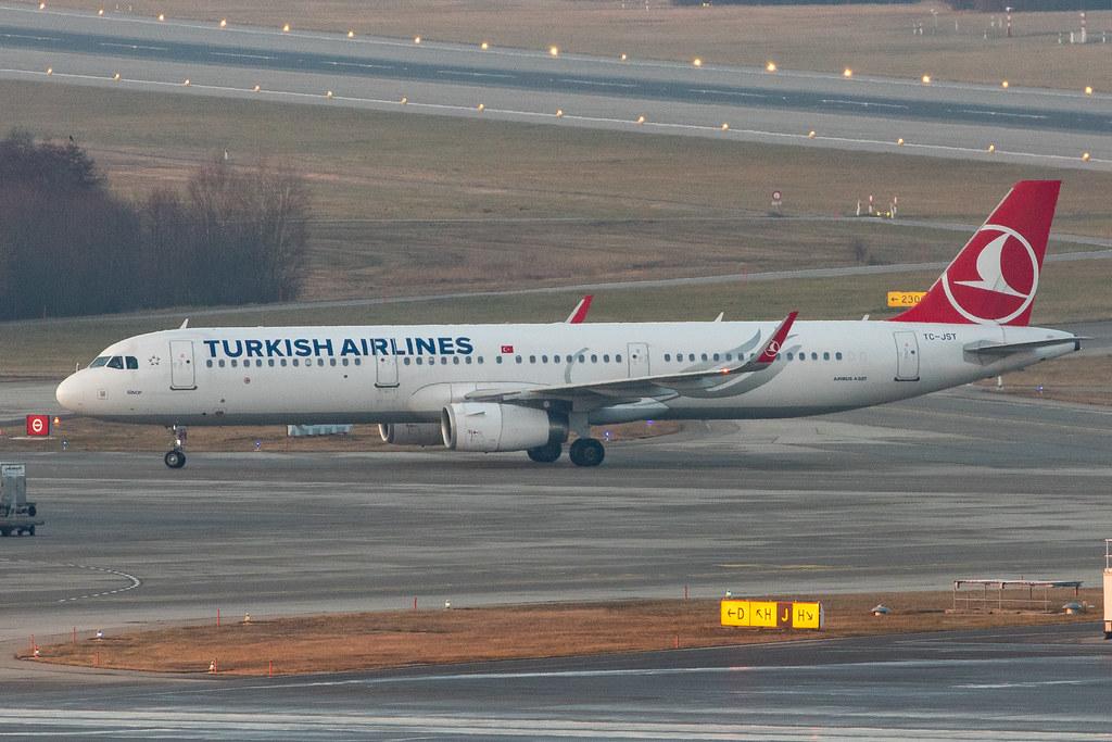 Flughafen Zürich: Turkish Airlines (TK / THY) |  Airbus A321-231 A321 | TC-JST | MSN 6682