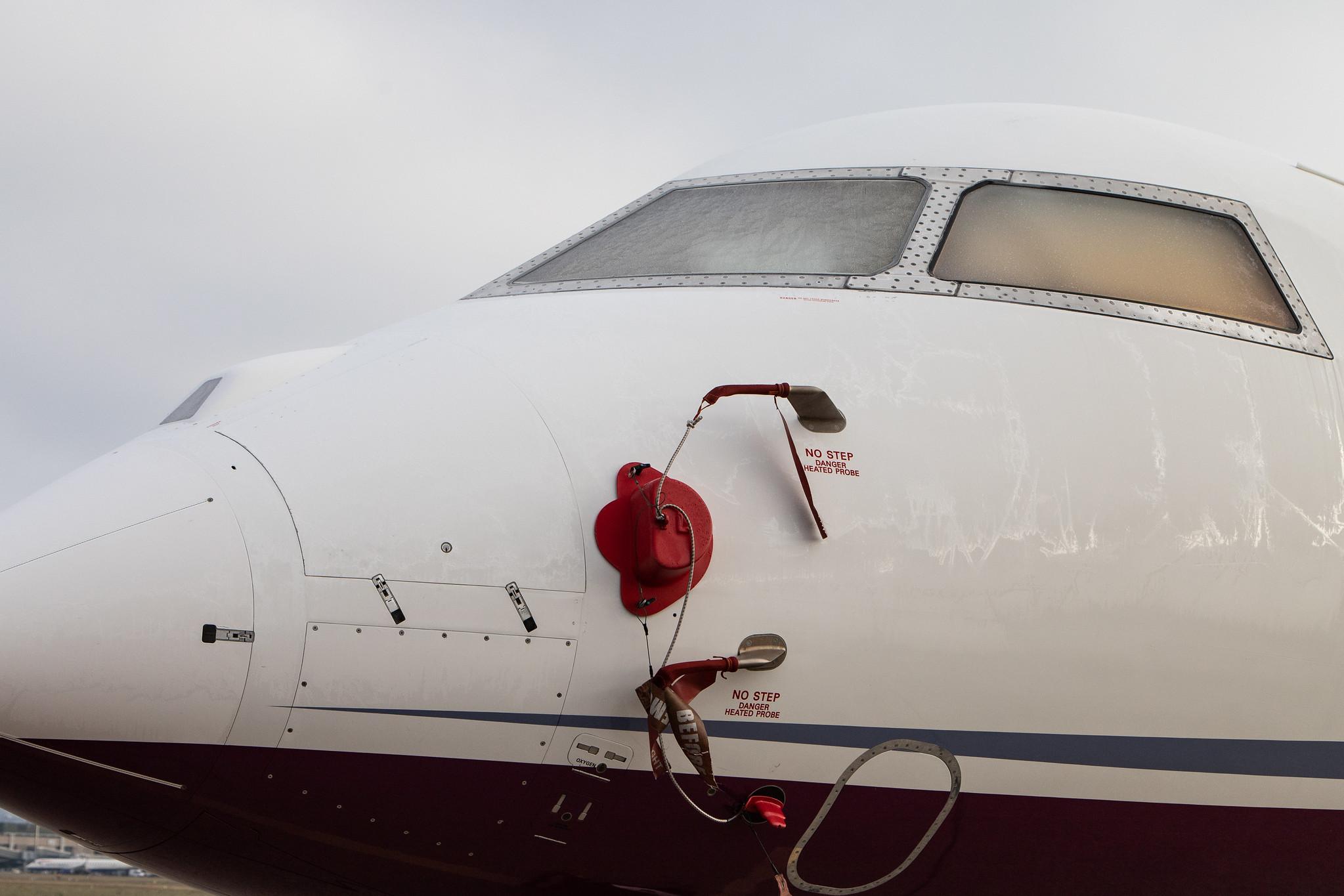 Flughafen Zürich: GlobalJet |  Bombardier Global 6000 GLEX | M-YVVF | MSN 9590