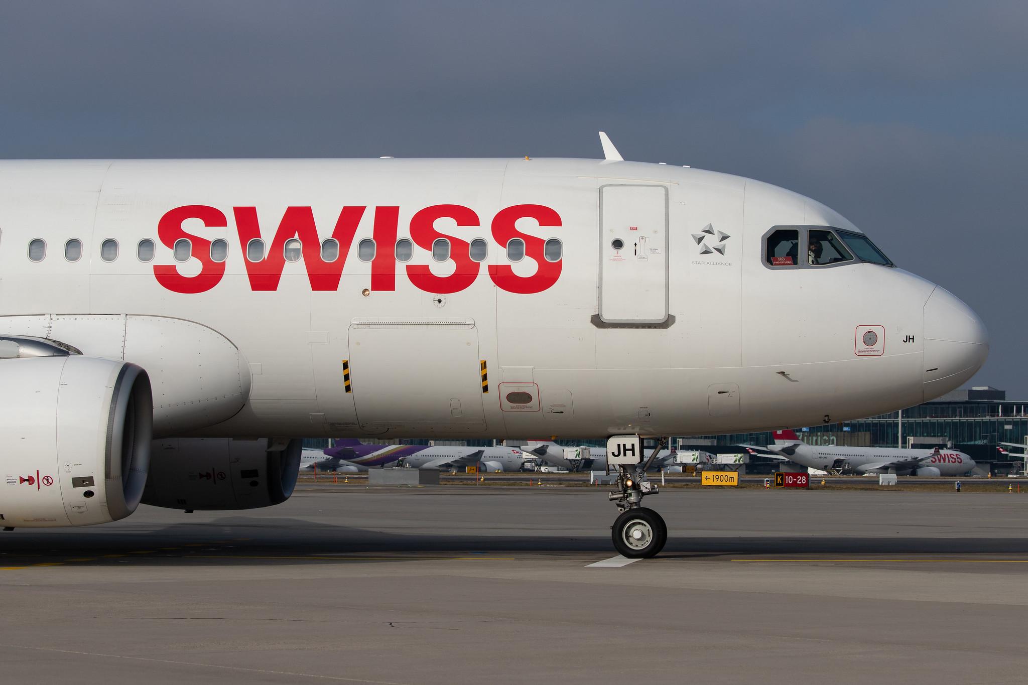 Flughafen Zürich: Swiss (LX / SWR) |  Airbus A320-214 A320 | HB-IJH | MSN 0574