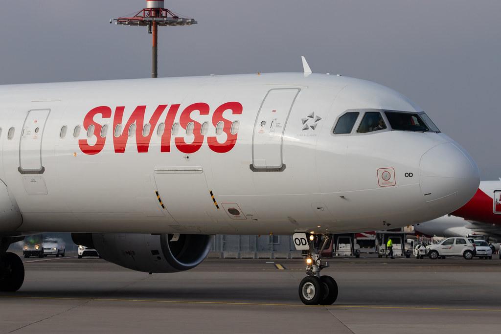 Flughafen Zürich: Swiss (LX / SWR) |  Airbus A321-111 A321 | HB-IOD | MSN 0522