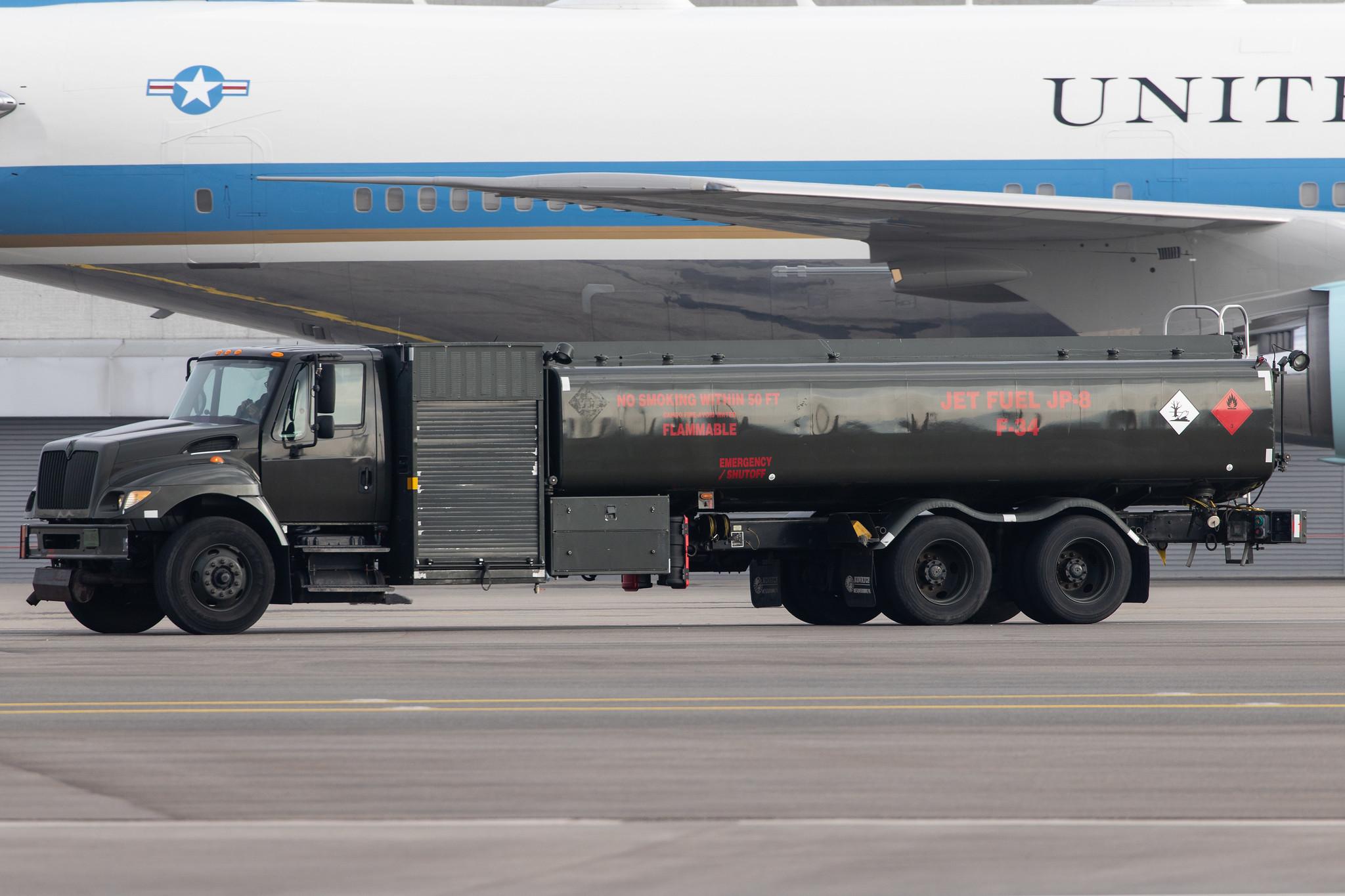 Flughafen Zürich: USAF United States Air Force |  Boeing 747-2G4B VC-25A | 92-9000 | MSN 23825