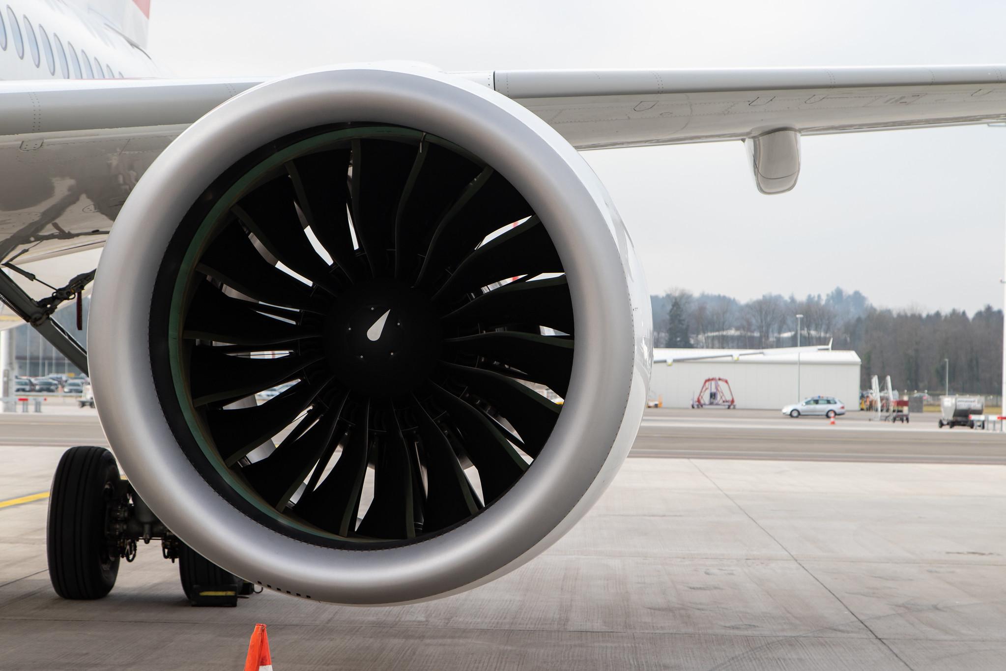 Flughafen Zürich: Swiss (LX / SWR) |  Airbus A220-100 BCS1 | HB-JBA | MSN 50010