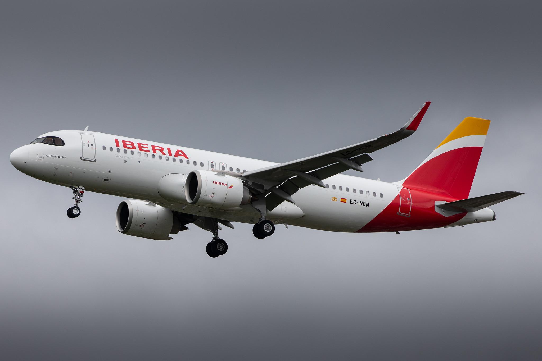 London Heathrow Airport: Iberia (IB / IBE) |  Airbus A320-251N A20N | EC-NCM | MSN 8781