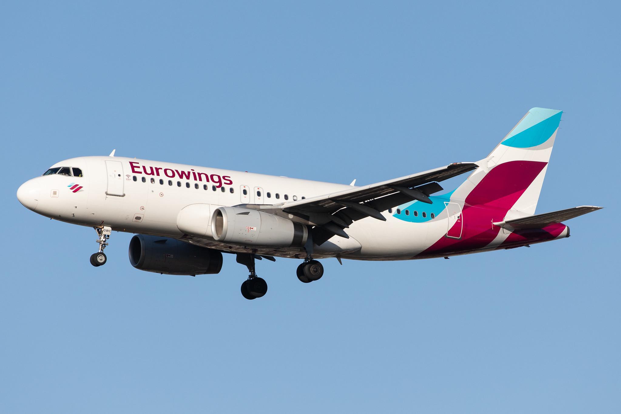 London Heathrow Airport: Eurowings (EW / EWG) |  Airbus A319-132 A319 | D-AGWC | MSN 2976