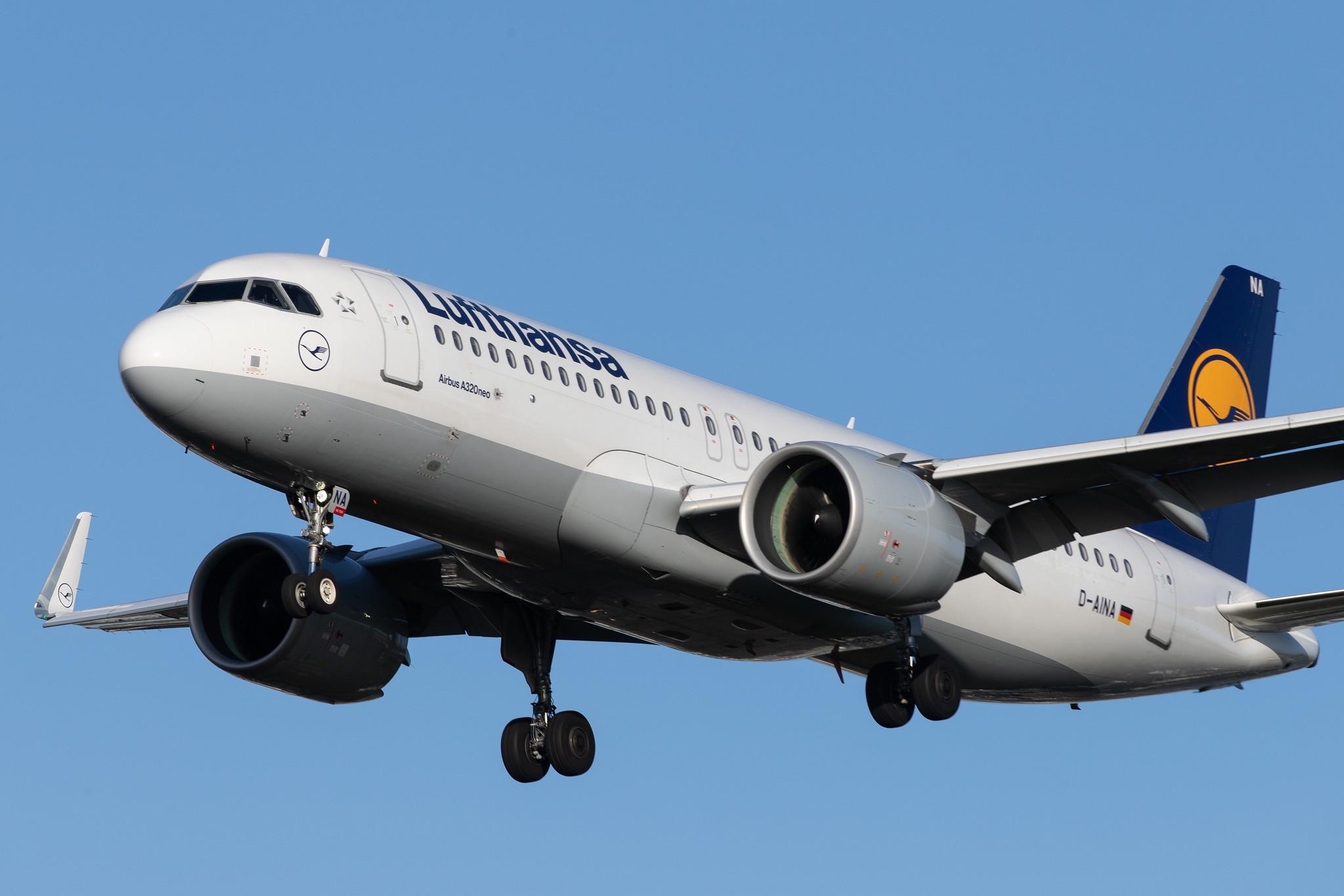 London Heathrow Airport: Lufthansa (LH / DLH) |  Airbus A320-271N A20N | D-AINA | MSN 6801