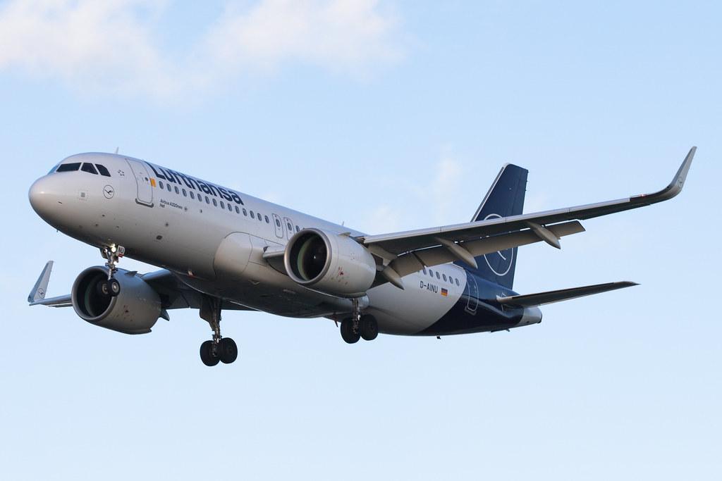 London Heathrow Airport: Lufthansa (LH / DLH) |  Airbus A320-271N A20N | D-AINU | MSN 8728