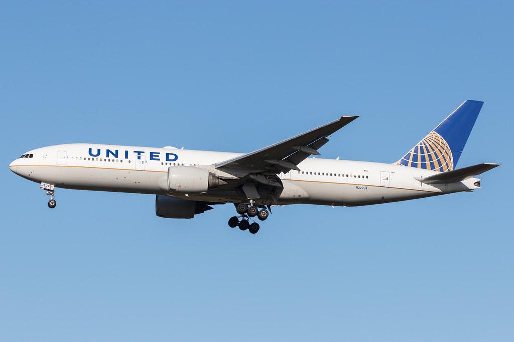 London Heathrow Airport: United Airlines (UA / UAL) |  Boeing 777-222(ER) B772 | N227UA | MSN 30555