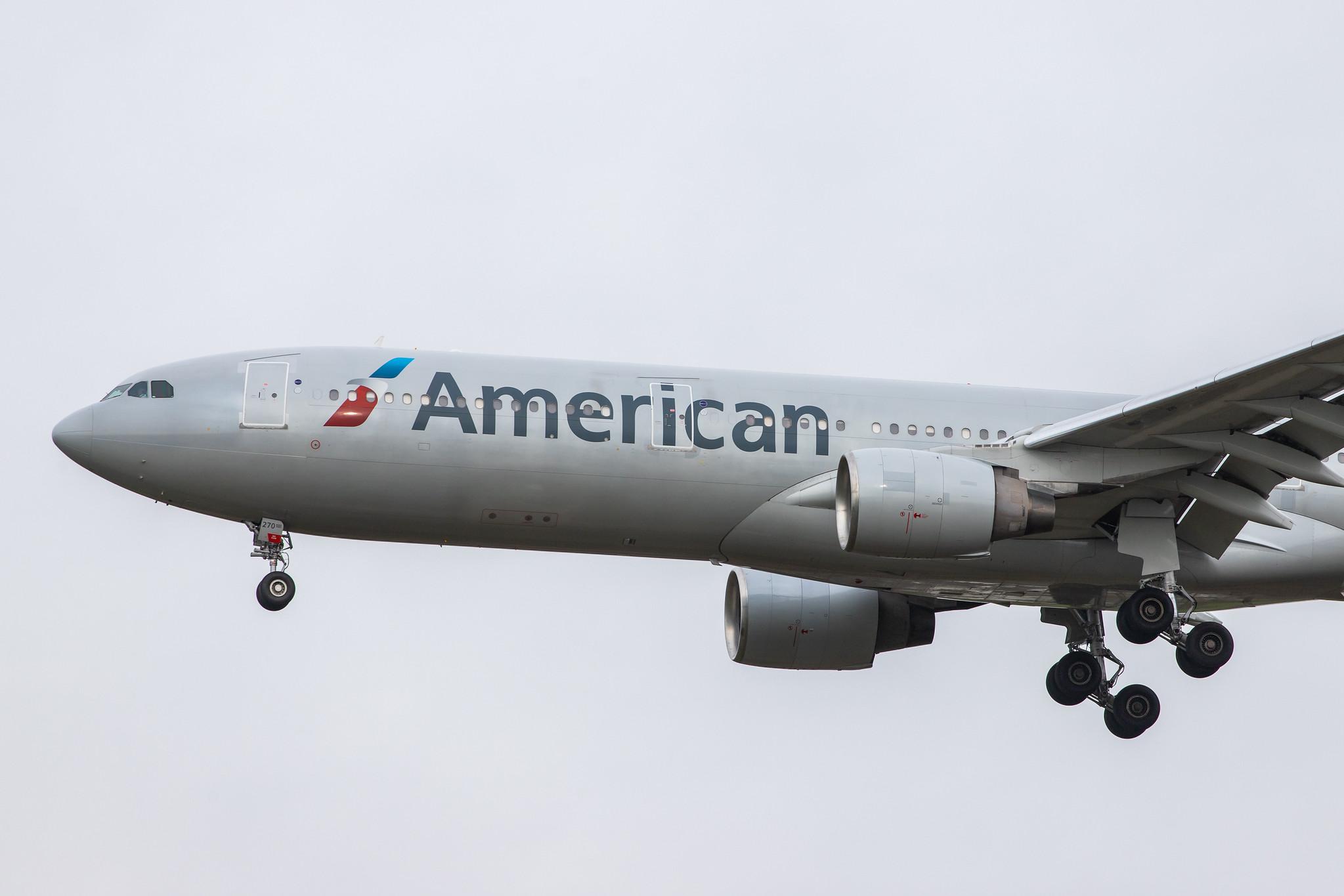 London Heathrow Airport: American Airlines (AA / AAL) |  Airbus A330-323 A333 | N270AY | MSN 0315
