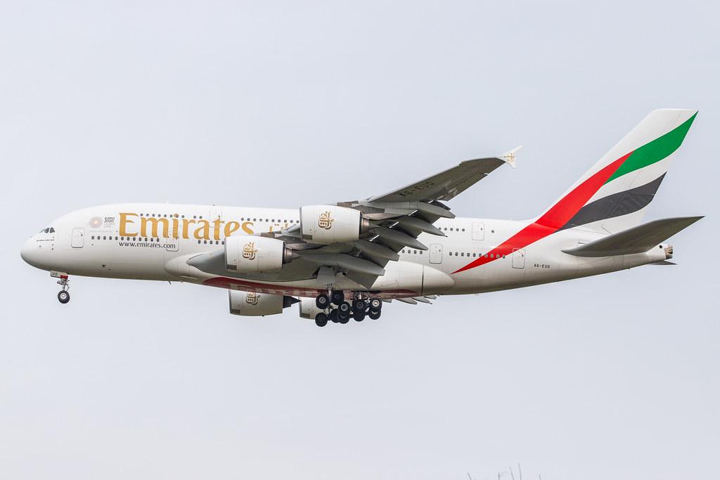 London Heathrow Airport: Emirates (EK / UAE) |  Airbus A380-861 A388 | A6-EUD | MSN 216