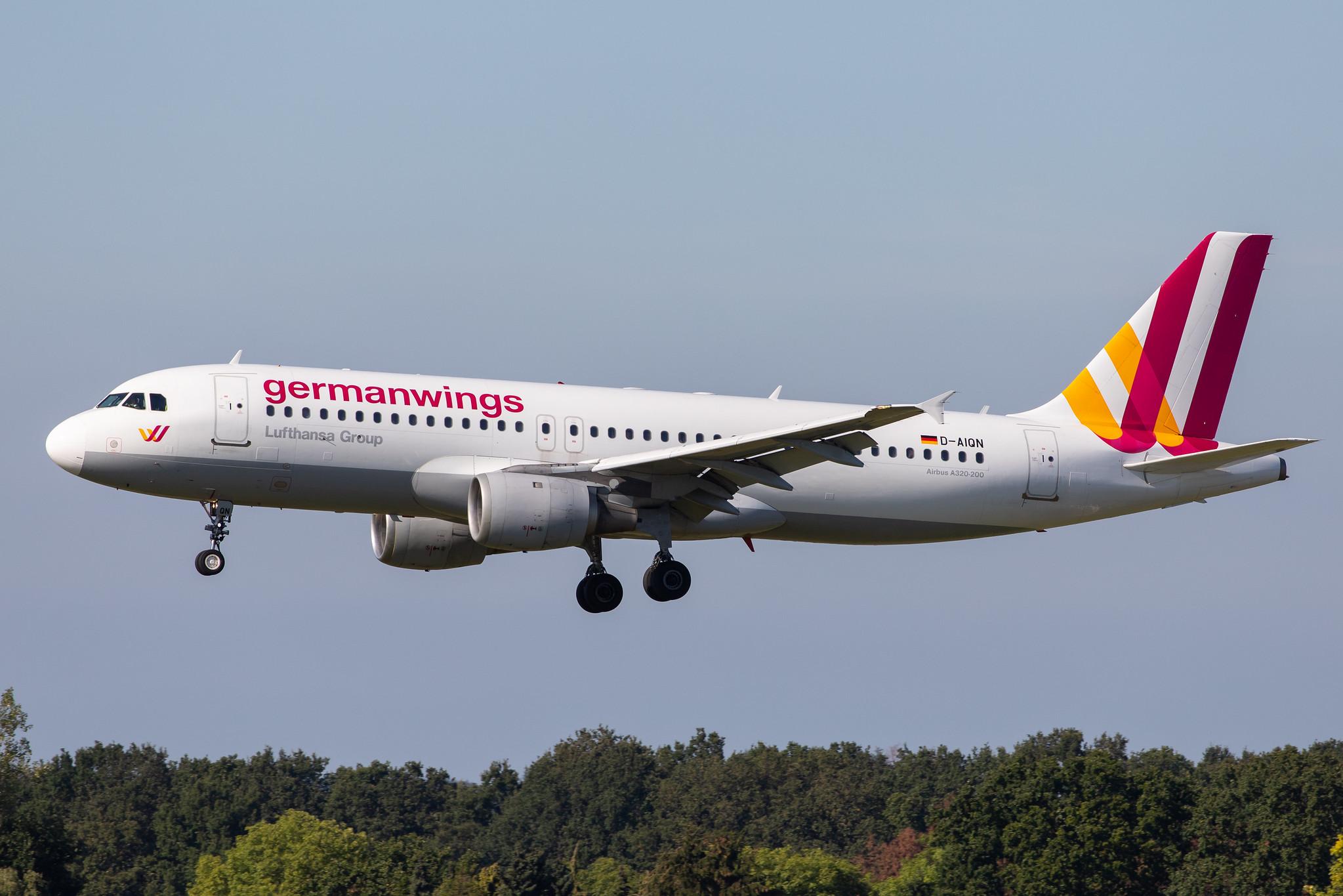 Hamburg Airport: Eurowings (EW / EWG) | Operator: Germanwings |  Airbus A320-211 A320 | D-AIQN | MSN 0269