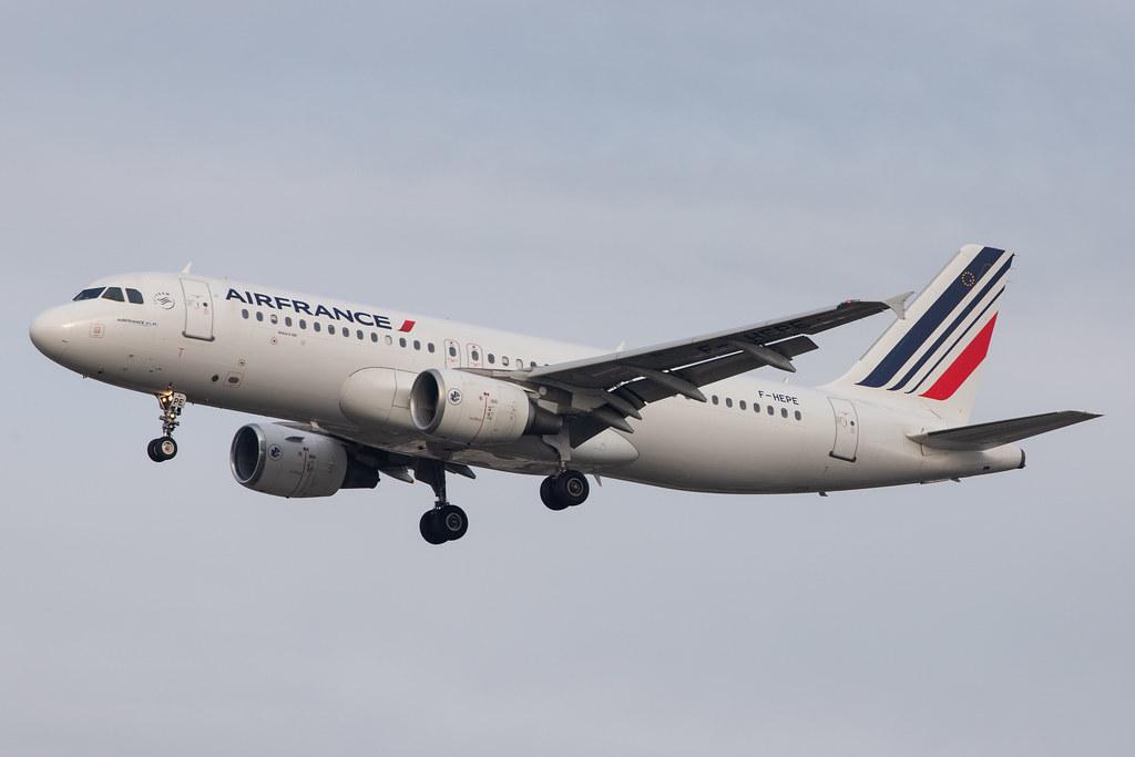 London Heathrow Airport: Air France (AF / AFR) |  Airbus A320-214 A320 | F-HEPE | MSN 4298
