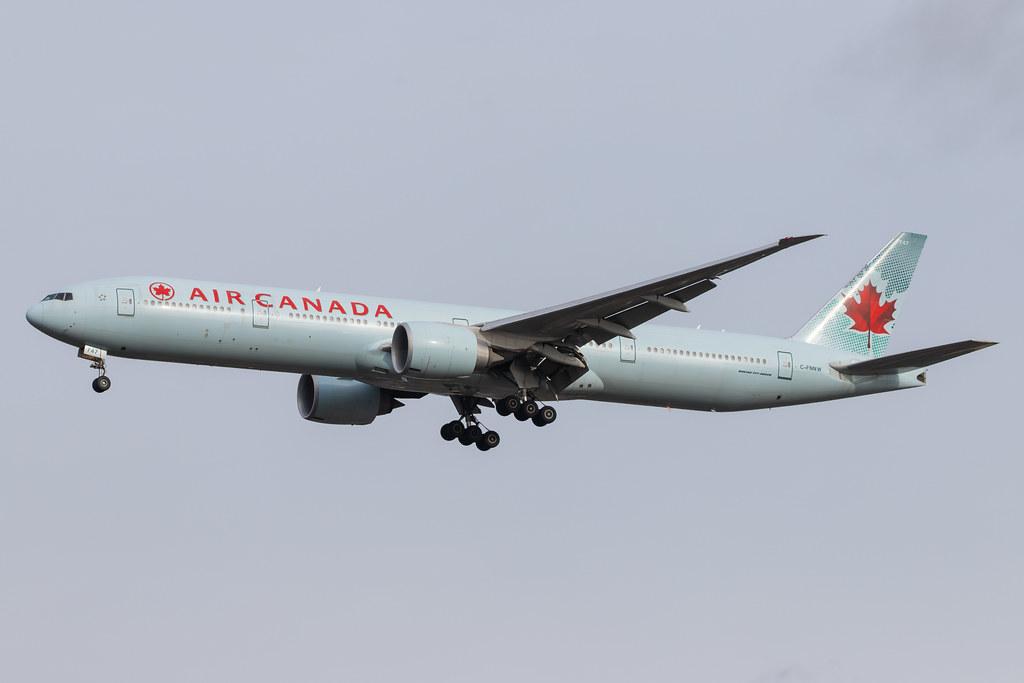 London Heathrow Airport: Air Canada (AC / ACA) |  Boeing 777-333(ER) B77W | C-FNNW | MSN 43250