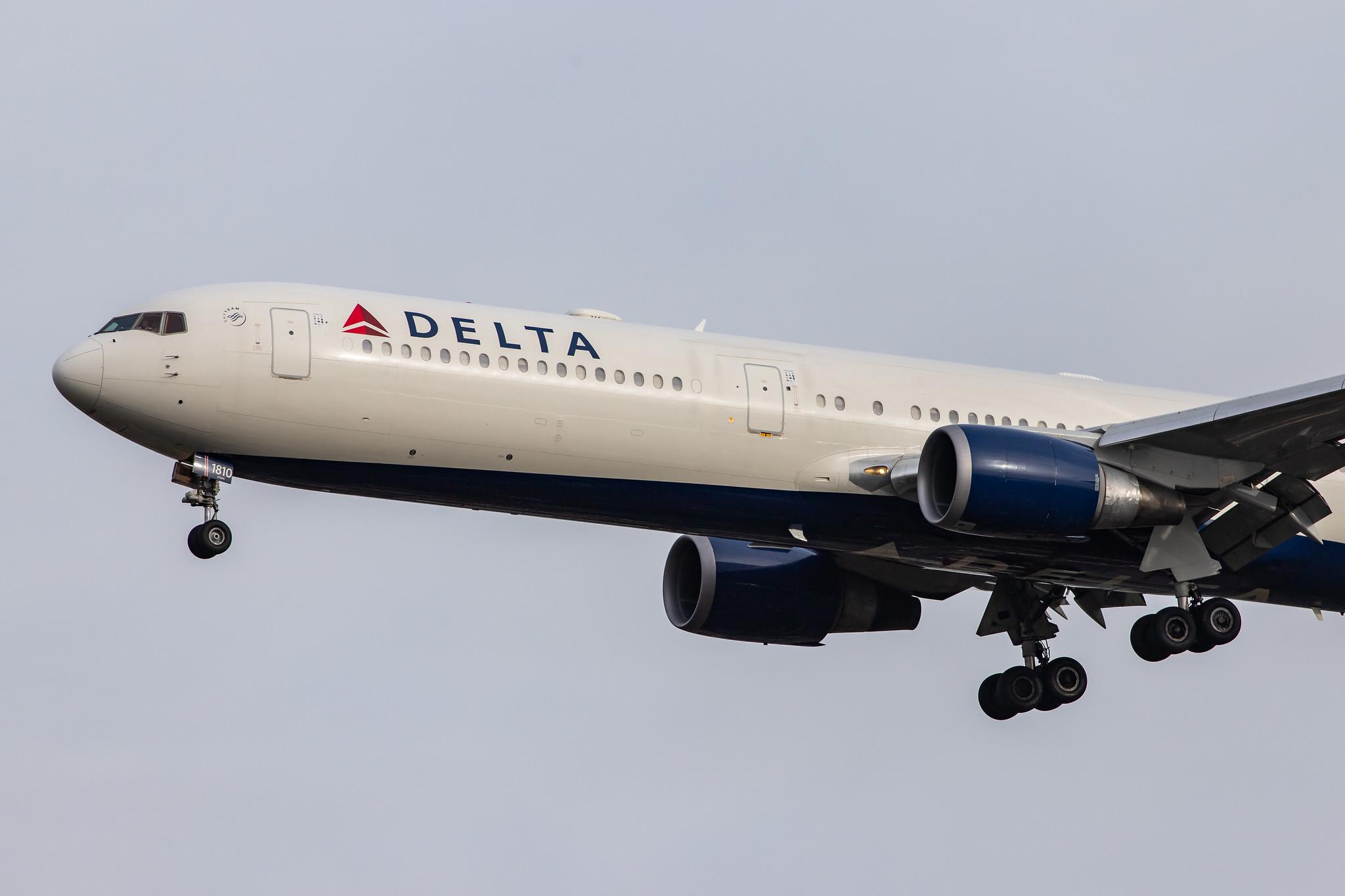 London Heathrow Airport: Delta Air Lines (DL / DAL) |  Boeing 767-432(ER) B764 | N834MH | MSN 29707
