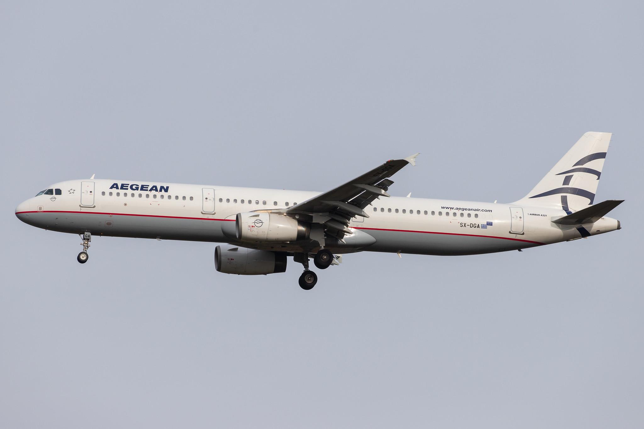 London Heathrow Airport: Aegean Airlines (A3 / AEE) |  Airbus A321-231 A321 | SX-DGA | MSN 3878