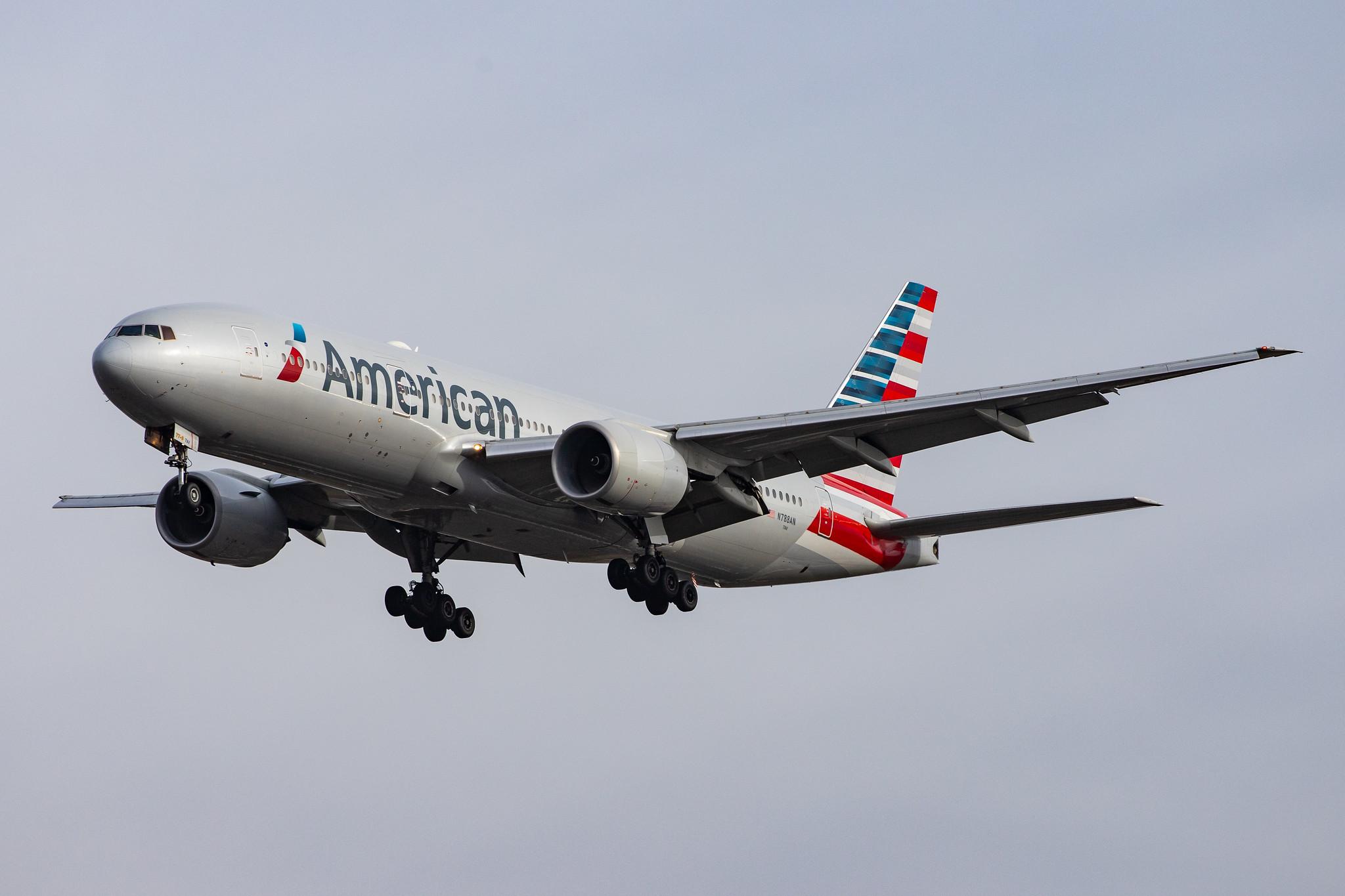 London Heathrow Airport: American Airlines (AA / AAL) |  Boeing 777-223(ER) B772 | N788AN | MSN 30011