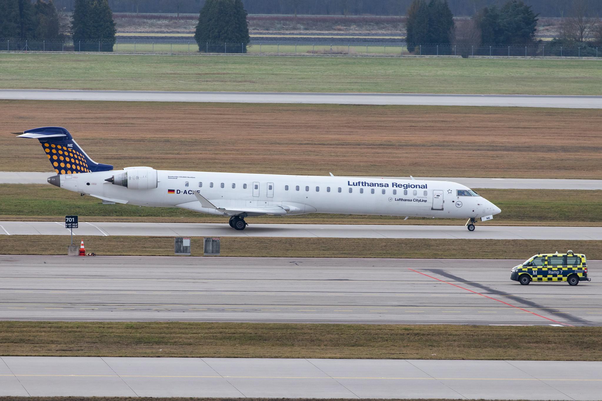 Munich Airport: Lufthansa (LH / DLH) | Operator: Lufthansa CityLine |  Bombardier CRJ-900LR CRJ9 | D-ACNE | MSN 15241